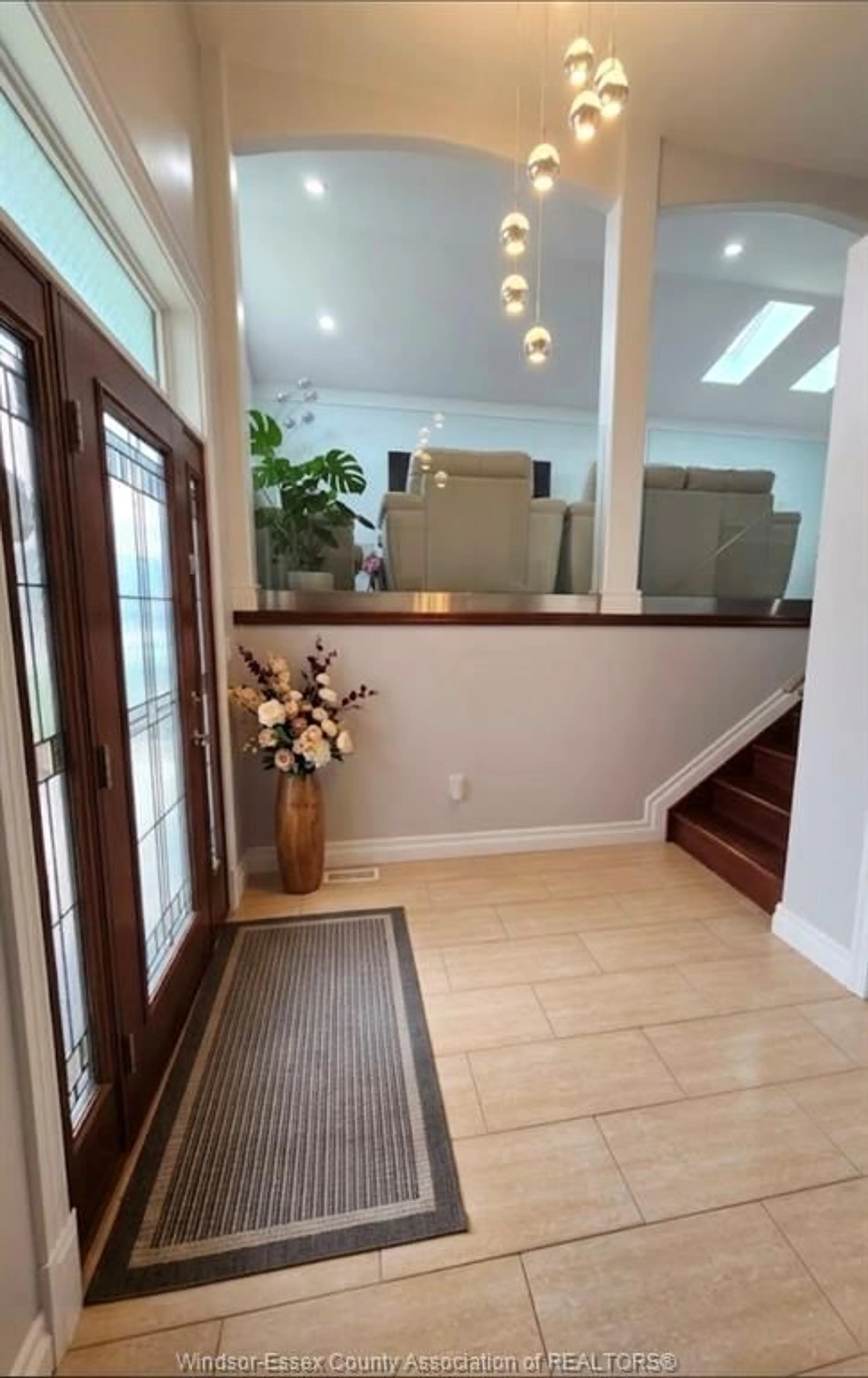 Indoor foyer for 1358 COLONIAL CROSSING, Lakeshore Ontario N8L 0S8