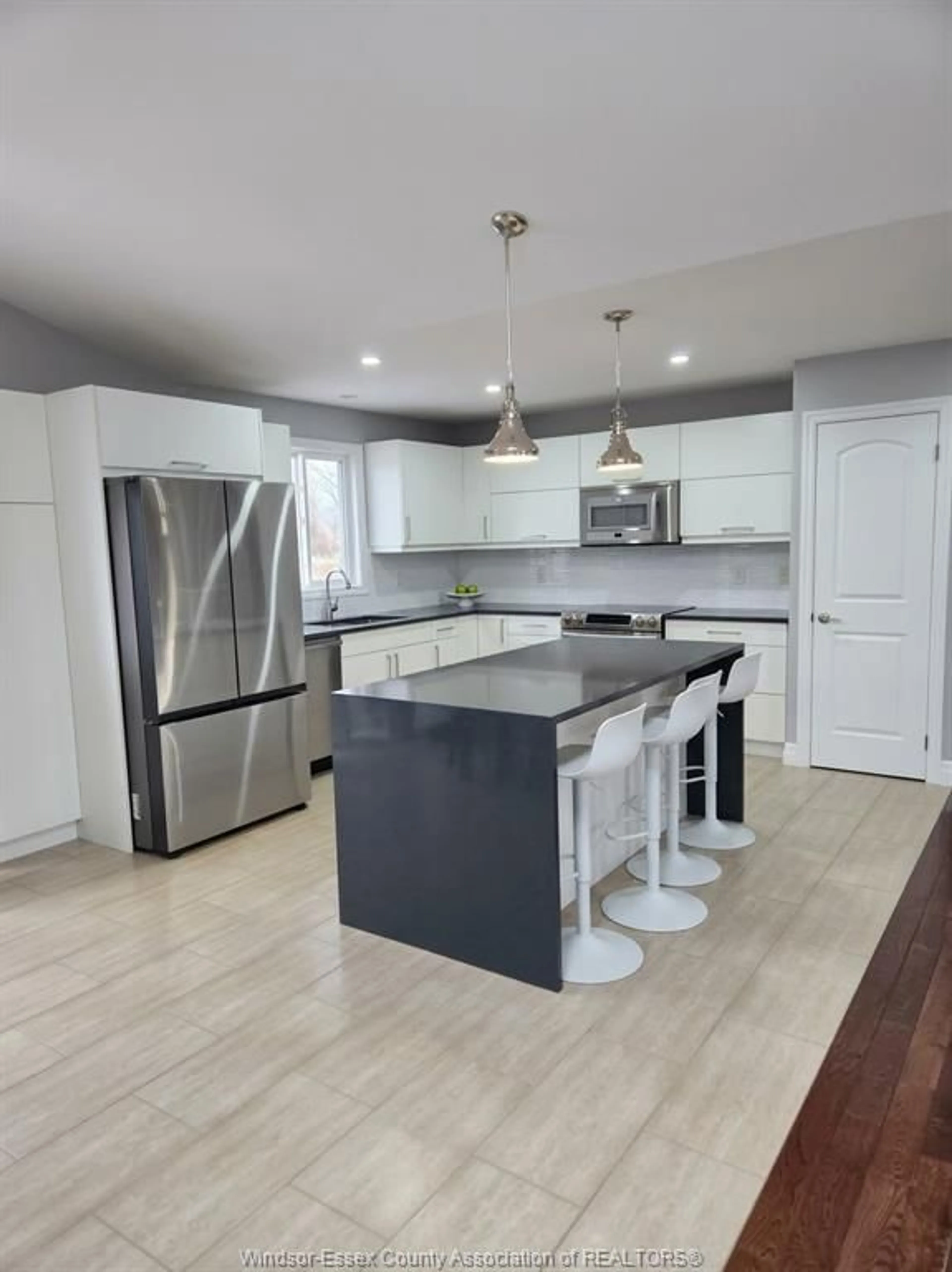 Open concept kitchen, unknown for 1358 COLONIAL CROSSING, Lakeshore Ontario N8L 0S8