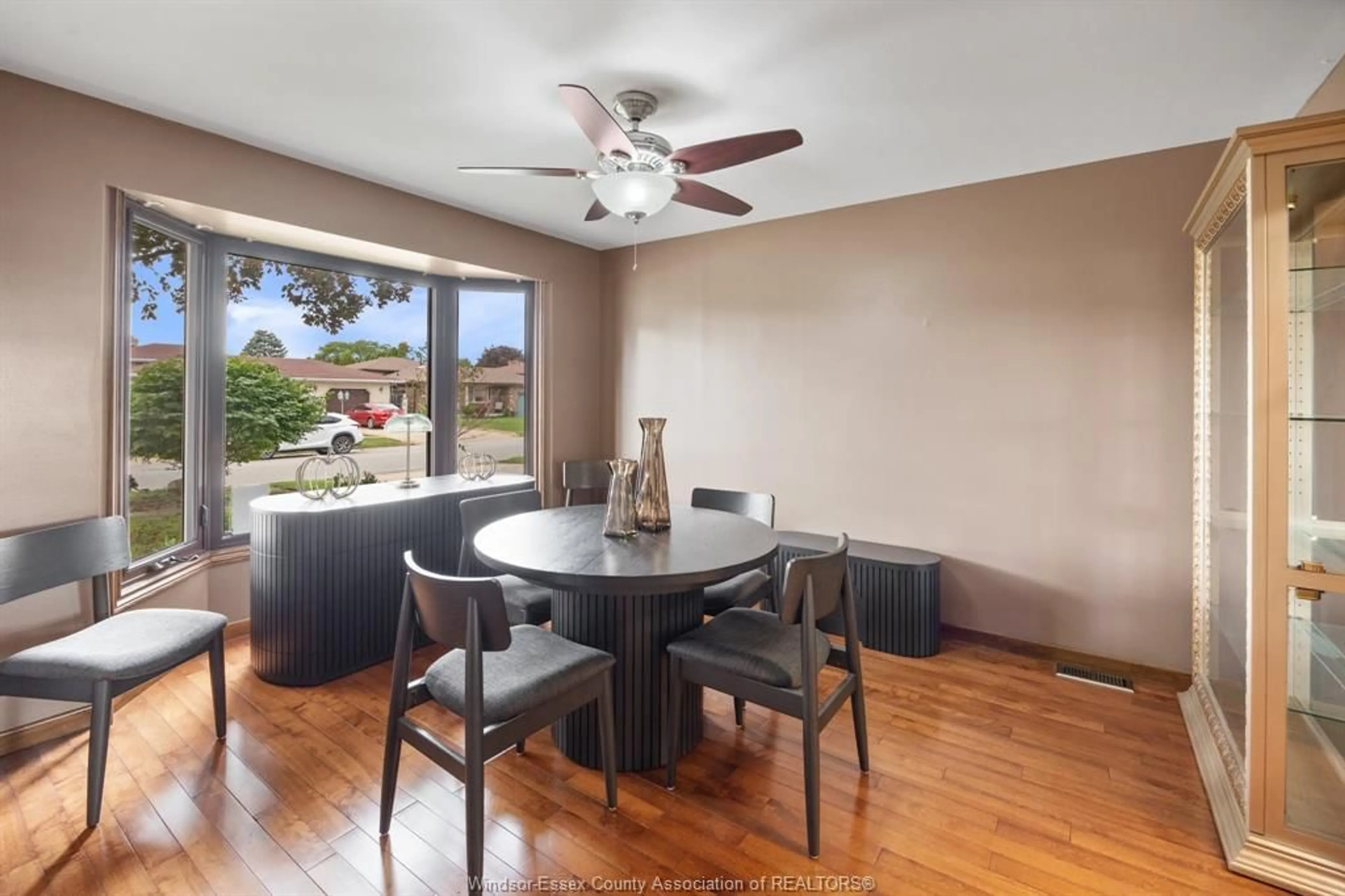 Dining room, unknown for 1316 CARRIAGE Lane, LaSalle Ontario N9H 1Z9