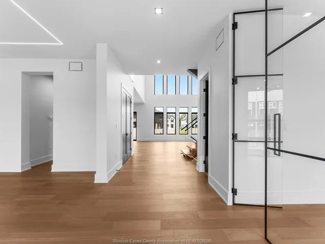 4910 Terra Bella, LaSalle 3