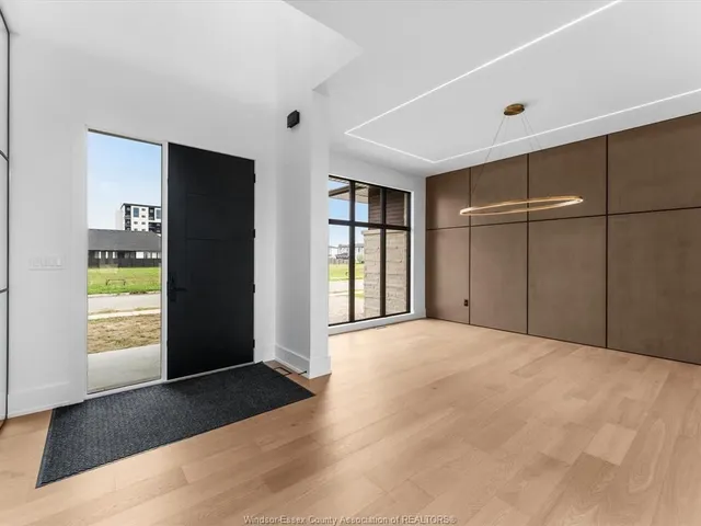 4910 Terra Bella, LaSalle 5
