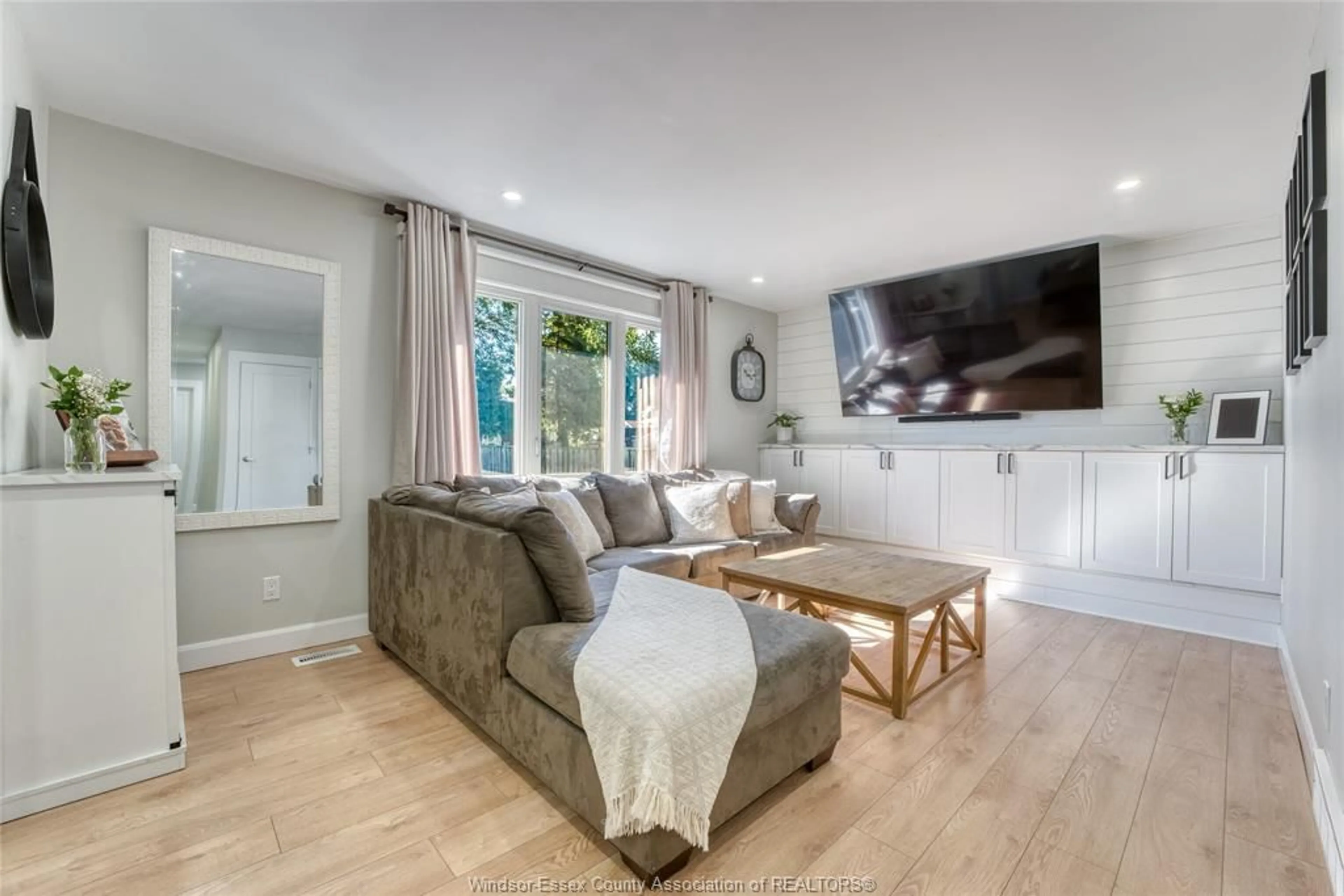 Living room with furniture, unknown for 3214 FOREST GLADE Dr, Windsor Ontario N8R 1X3