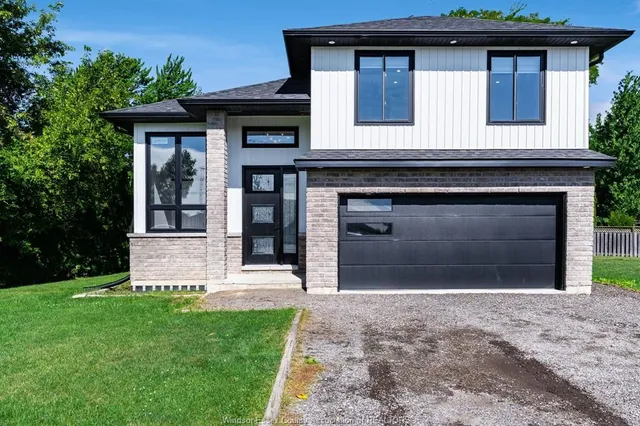 114 George St, Merlin