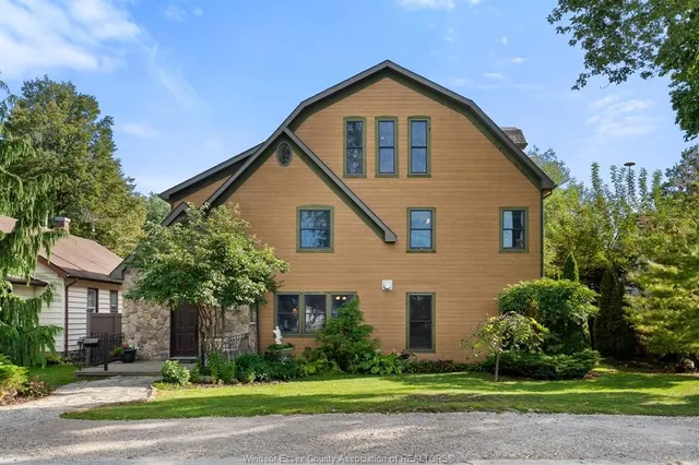 71 Scott Dr, Amherstburg 2