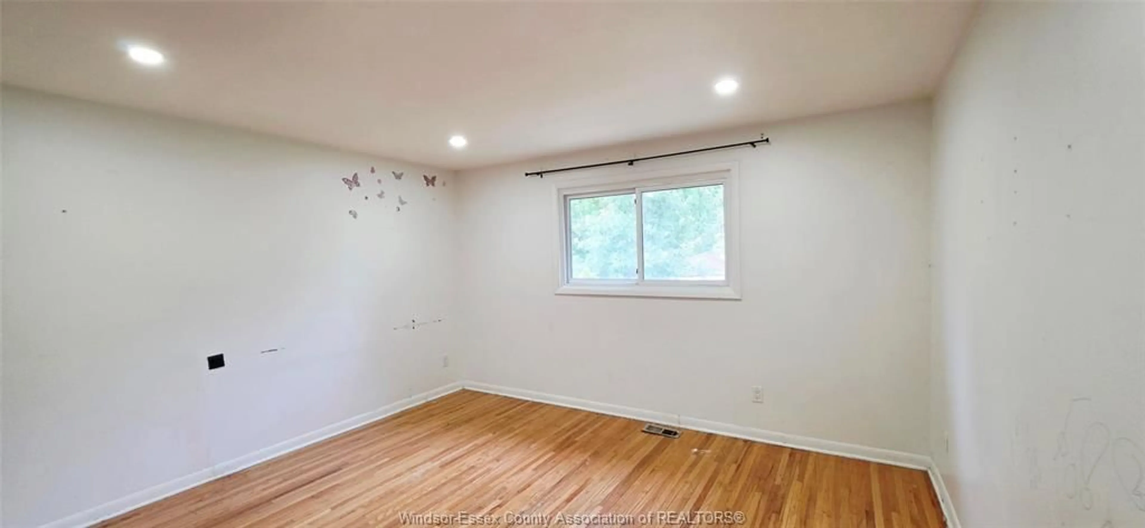 A pic of a room for 2650 RIVARD Ave, Windsor Ontario N8T 2H5