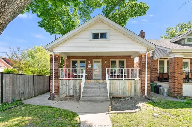 1220 BRUCE Ave, Windsor 2