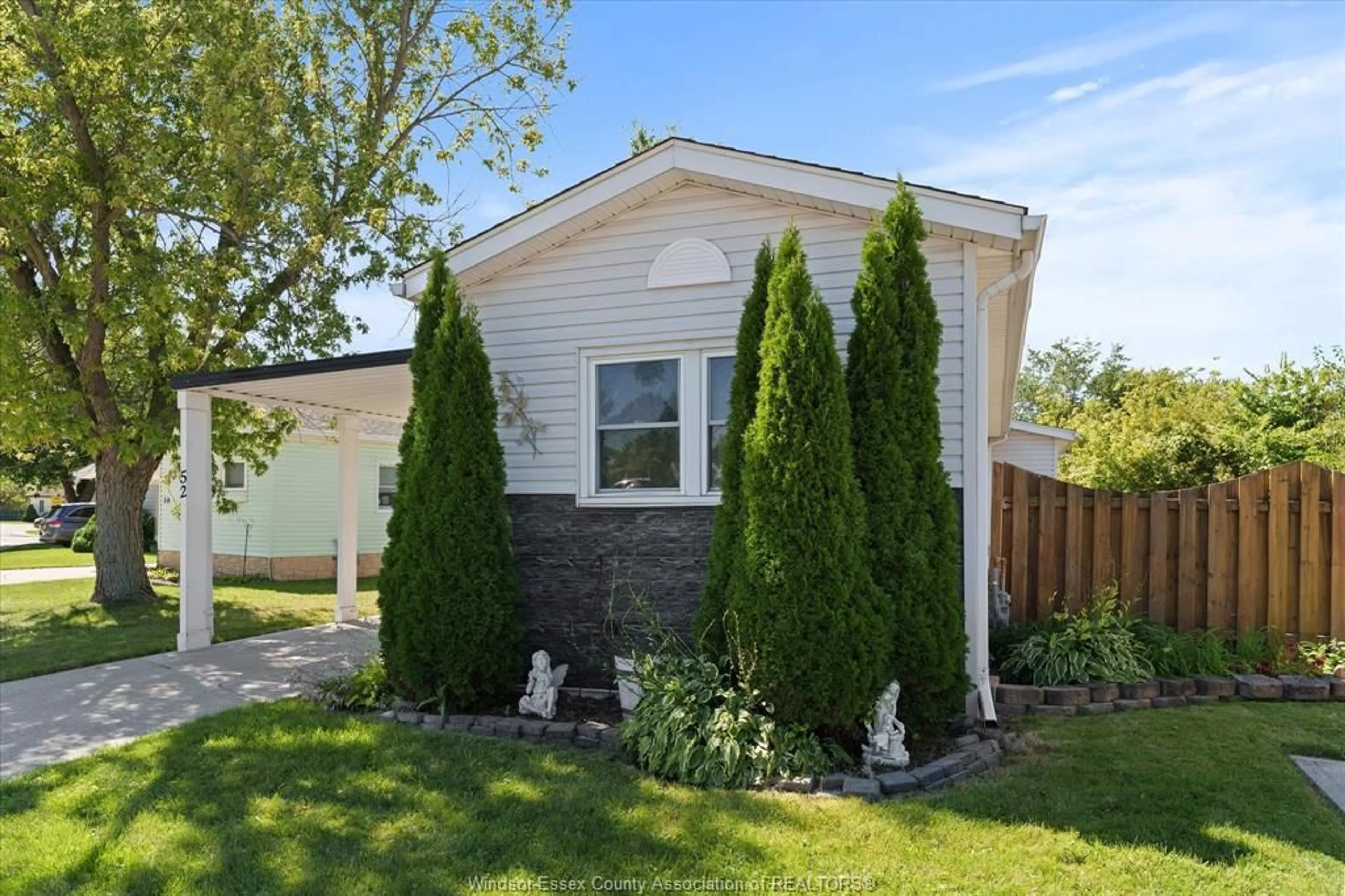 Home with vinyl exterior material, street for 52 PARKSIDE Dr, McGregor Ontario N0R 1J0