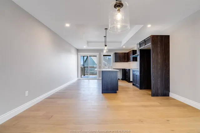 47 Bloomington Way, Chatham 5