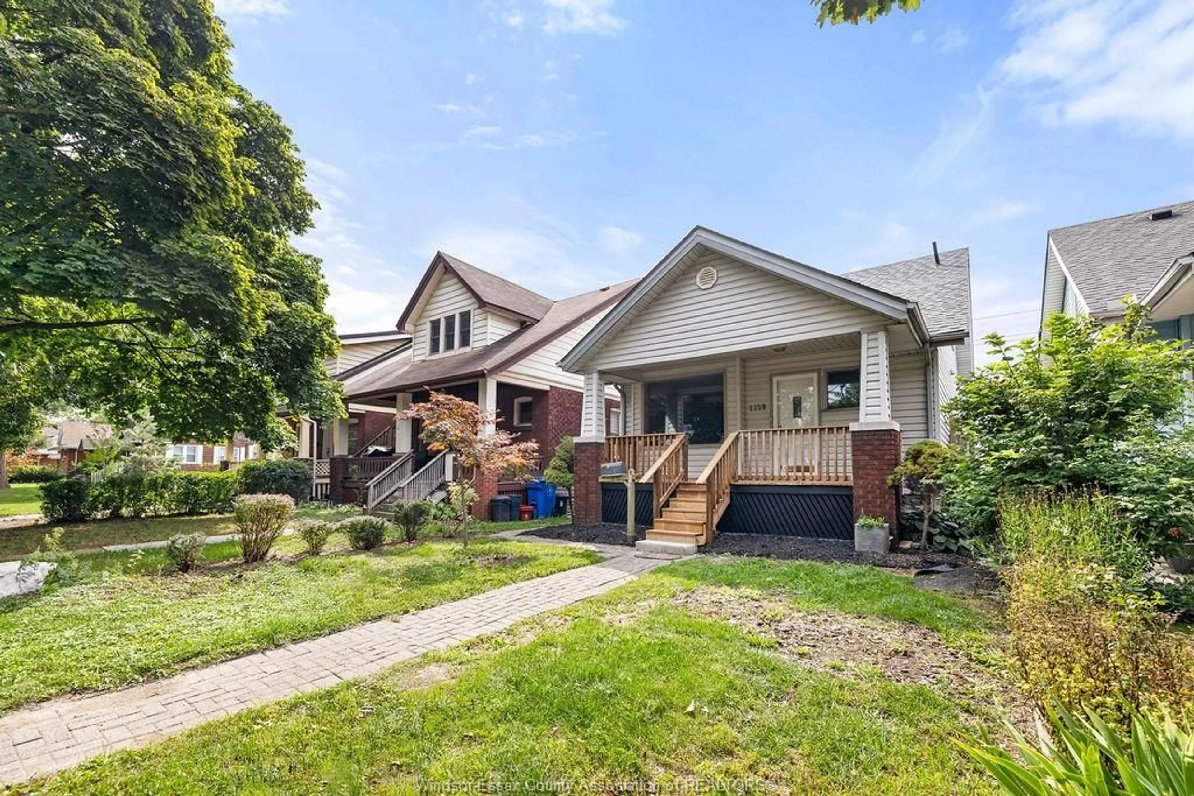Unknown for 1129 JANETTE Ave, Windsor Ontario N9A 5A6