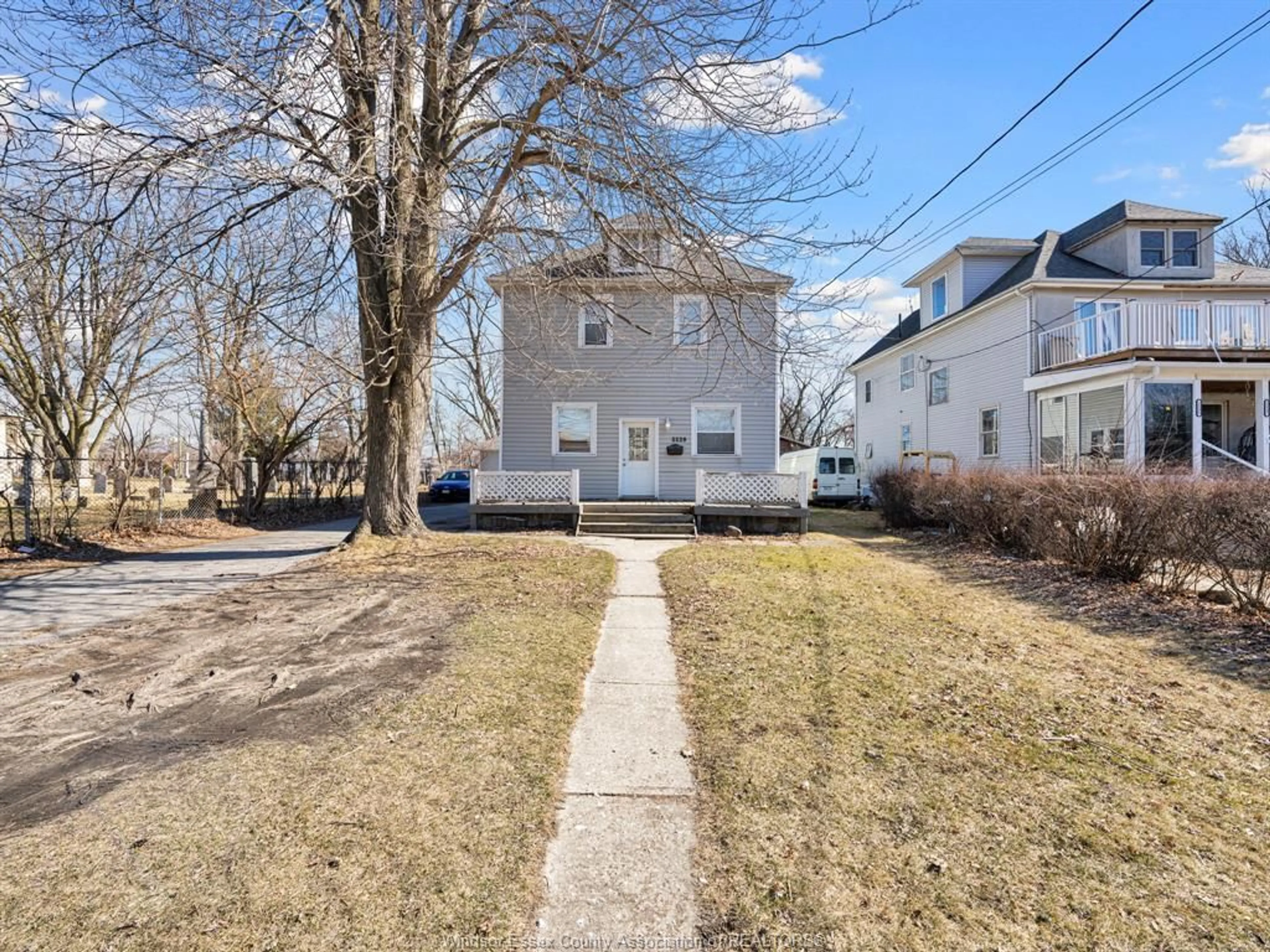 A pic from outside/outdoor area/front of a property/back of a property/a pic from drone, street for 3329 SANDWICH St, Windsor Ontario N9C 1B2