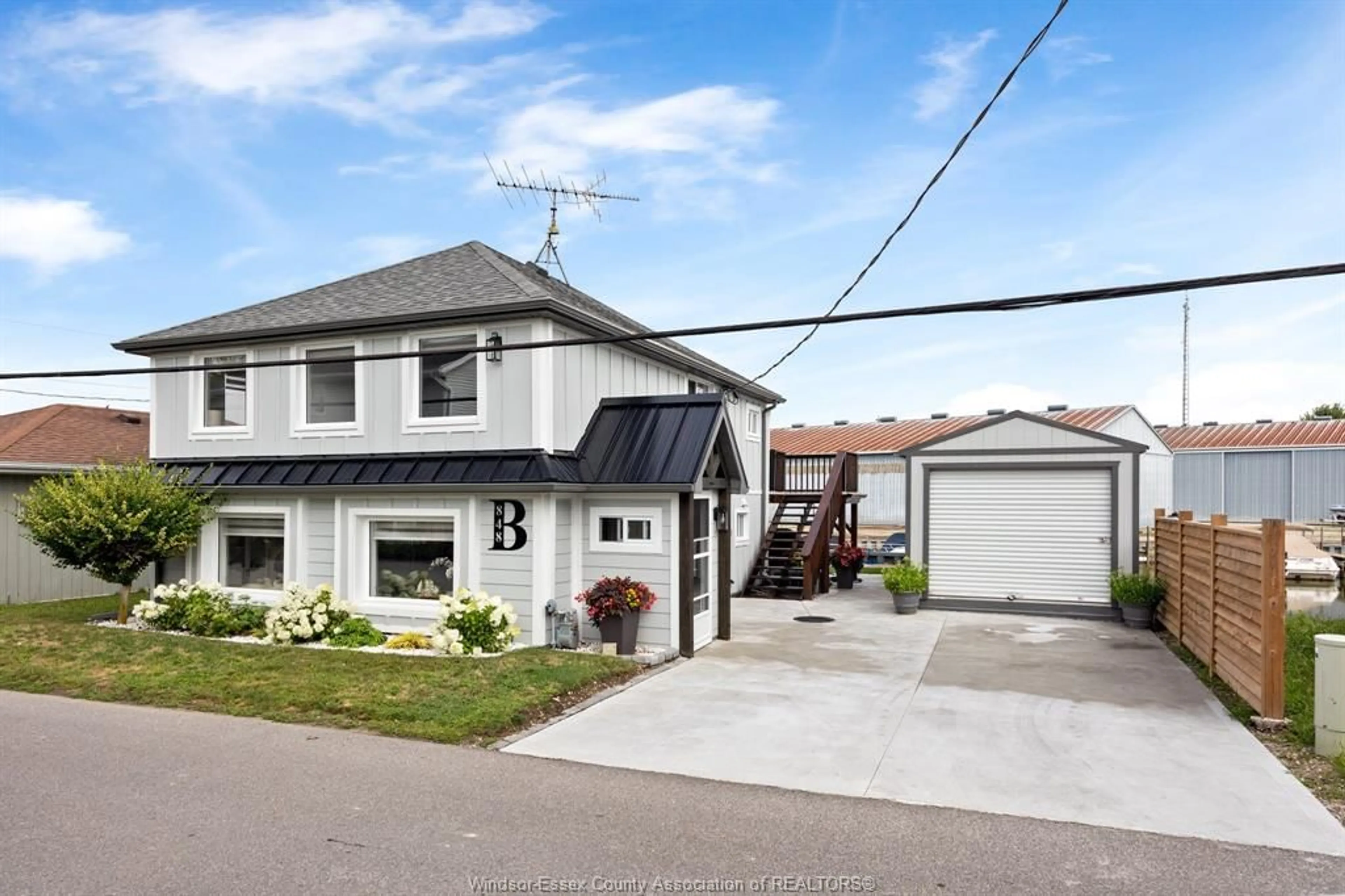 Unknown for 848 CEDAR ISLAND Dr, Kingsville Ontario N9Y 3W1