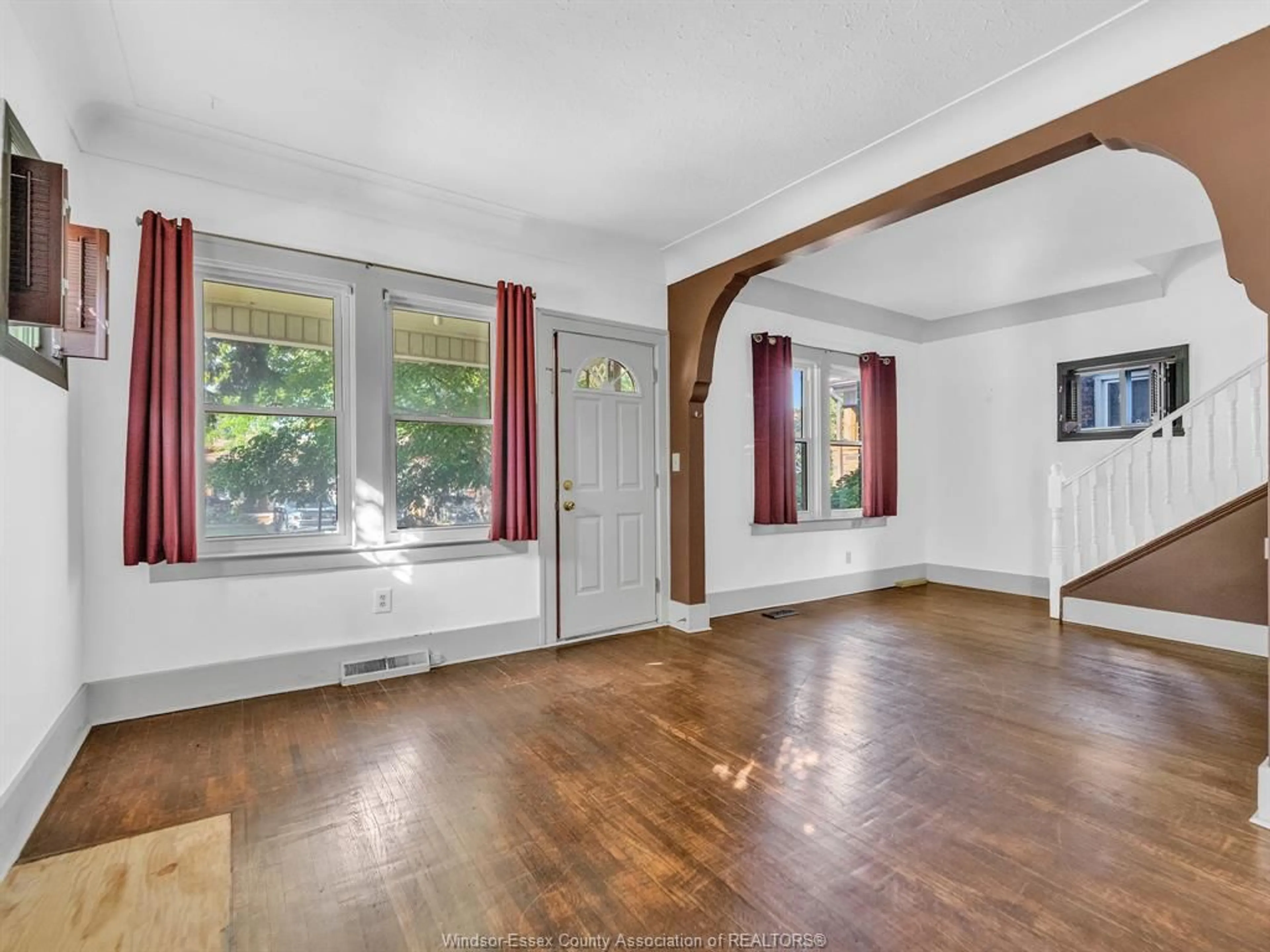 Unknown for 1396 Moy Ave, Windsor Ontario N8X 4S6