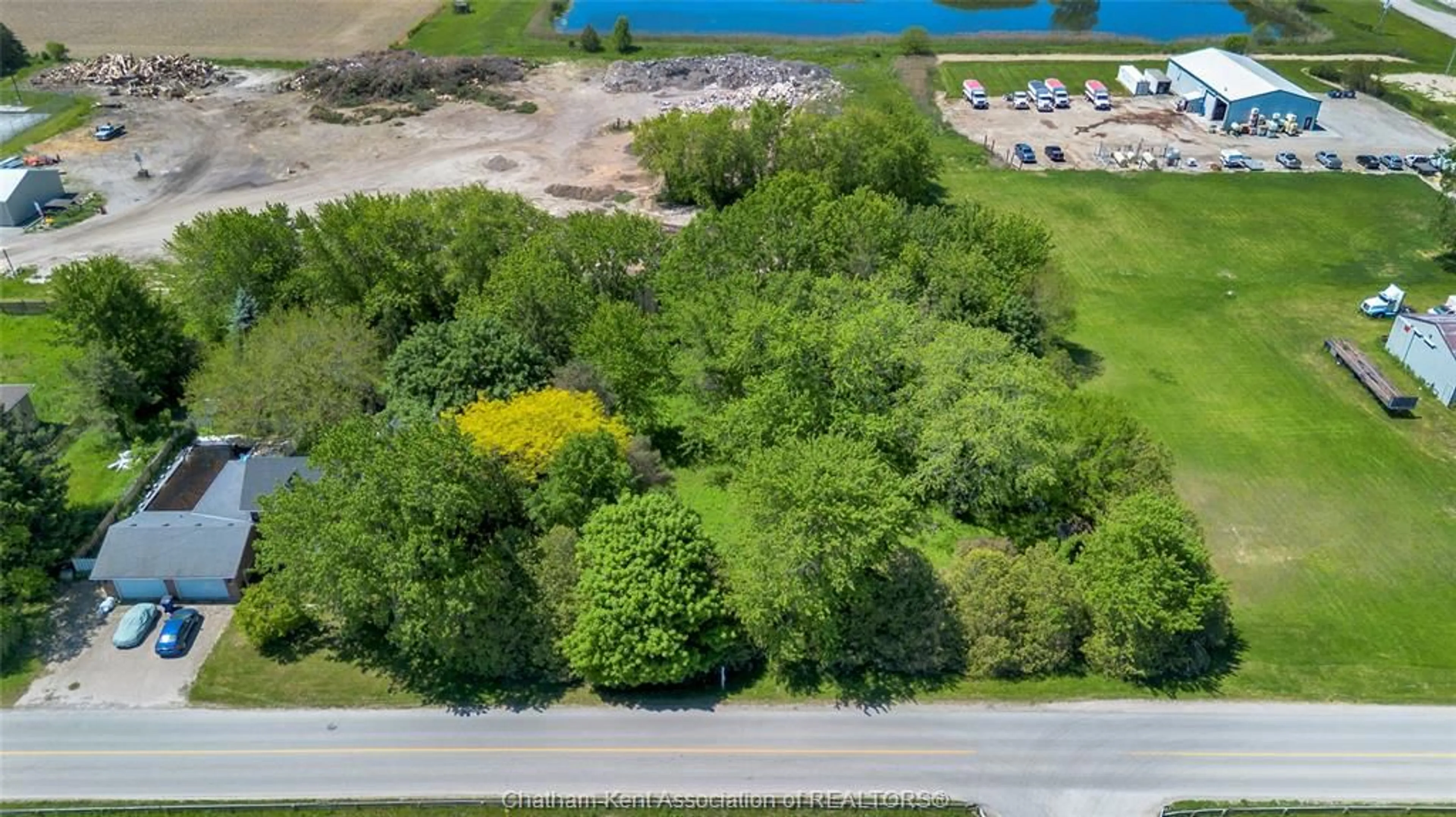 A pic from outside/outdoor area/front of a property/back of a property/a pic from drone, water/lake/river/ocean view for 106 Erie St, Ridgetown Ontario N0P 2C0