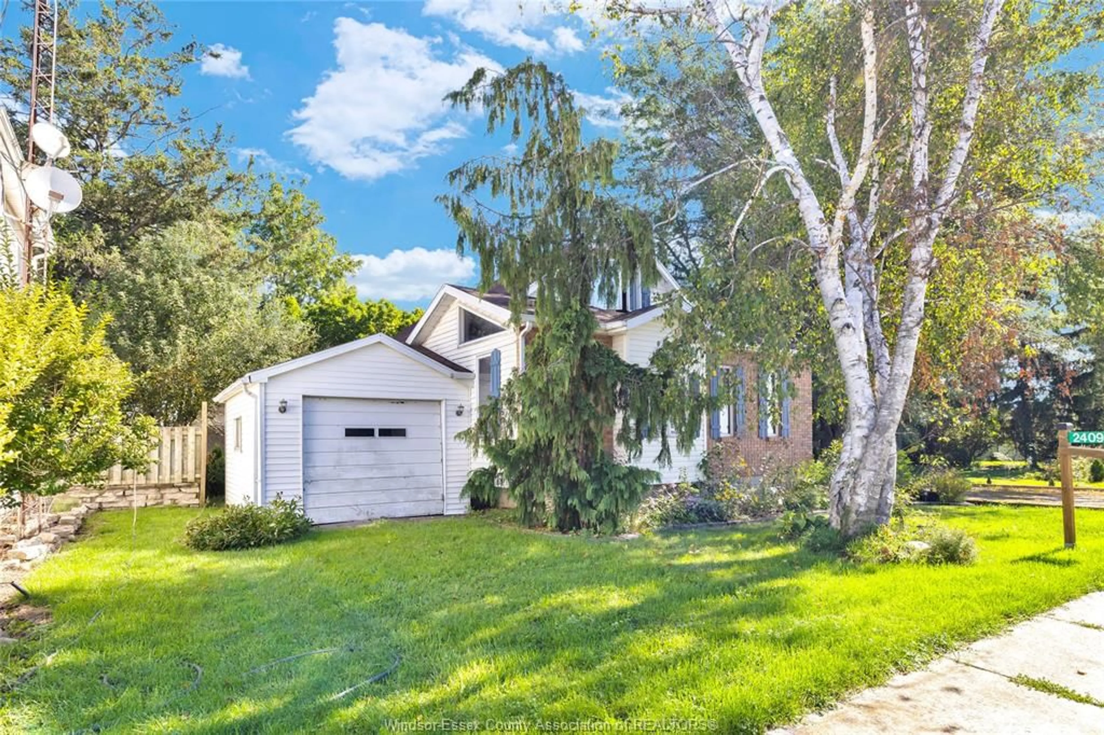 Unknown for 24093 WINTERLINE Rd, Pain Court Ontario N0P 1Z0