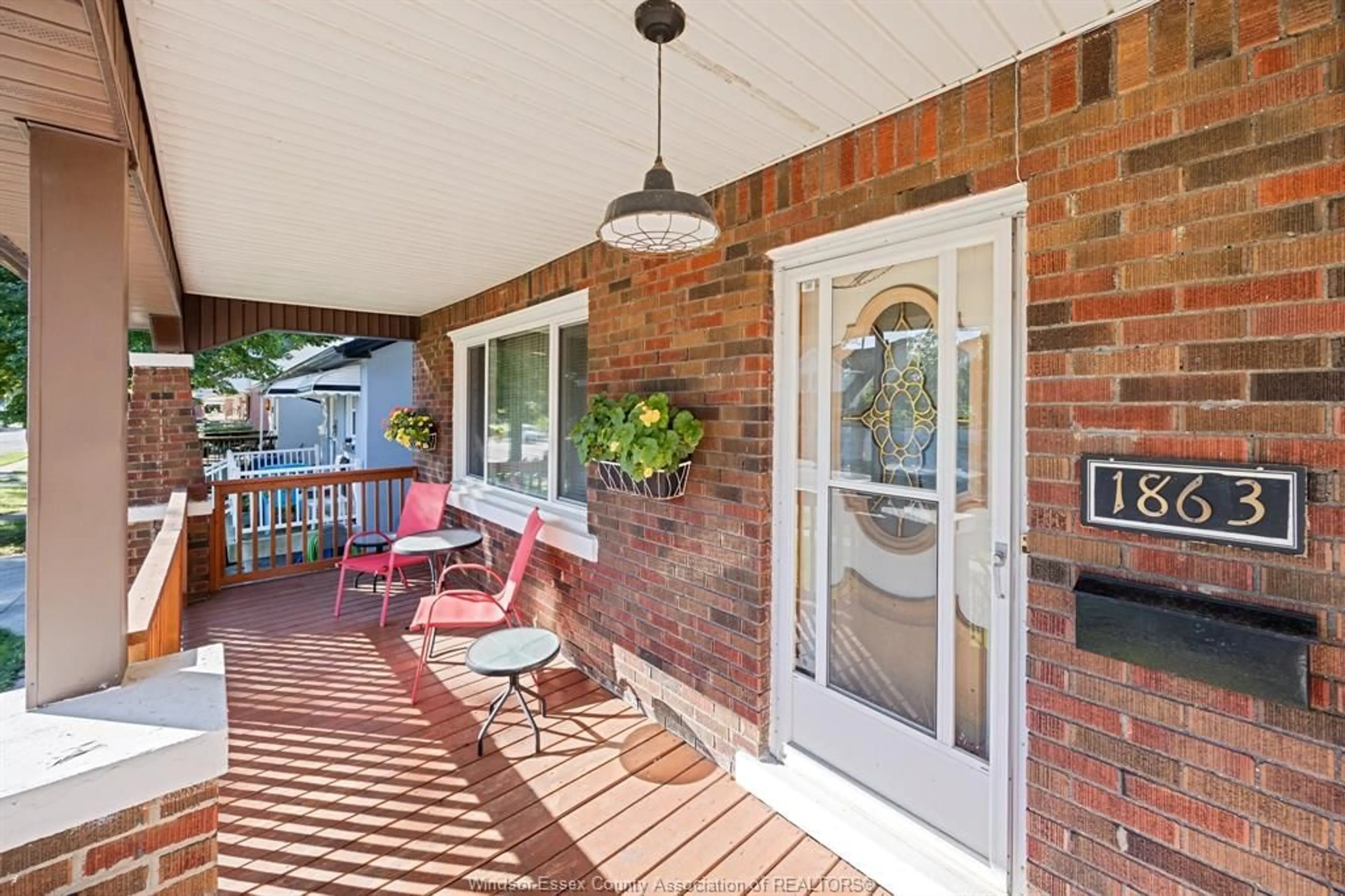 Patio, street for 1863 PILLETTE, Windsor Ontario N8T 1P2