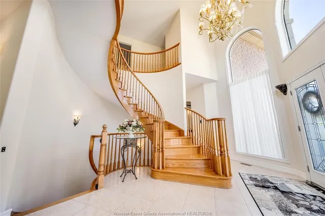 498 CLYDESDALE, Lakeshore 5