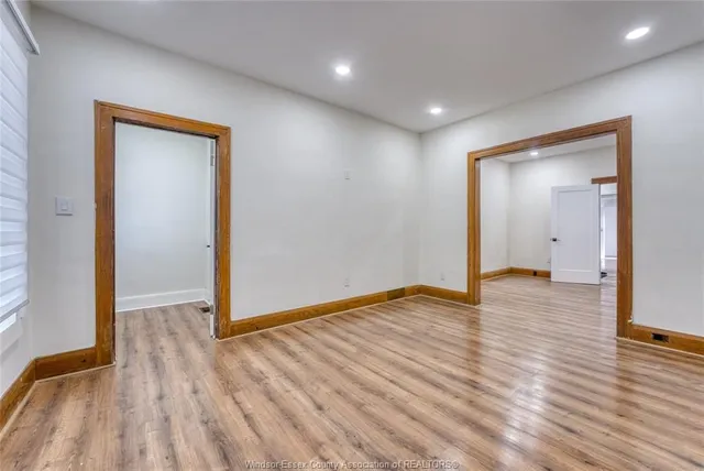 1488 LINCOLN, Windsor 4