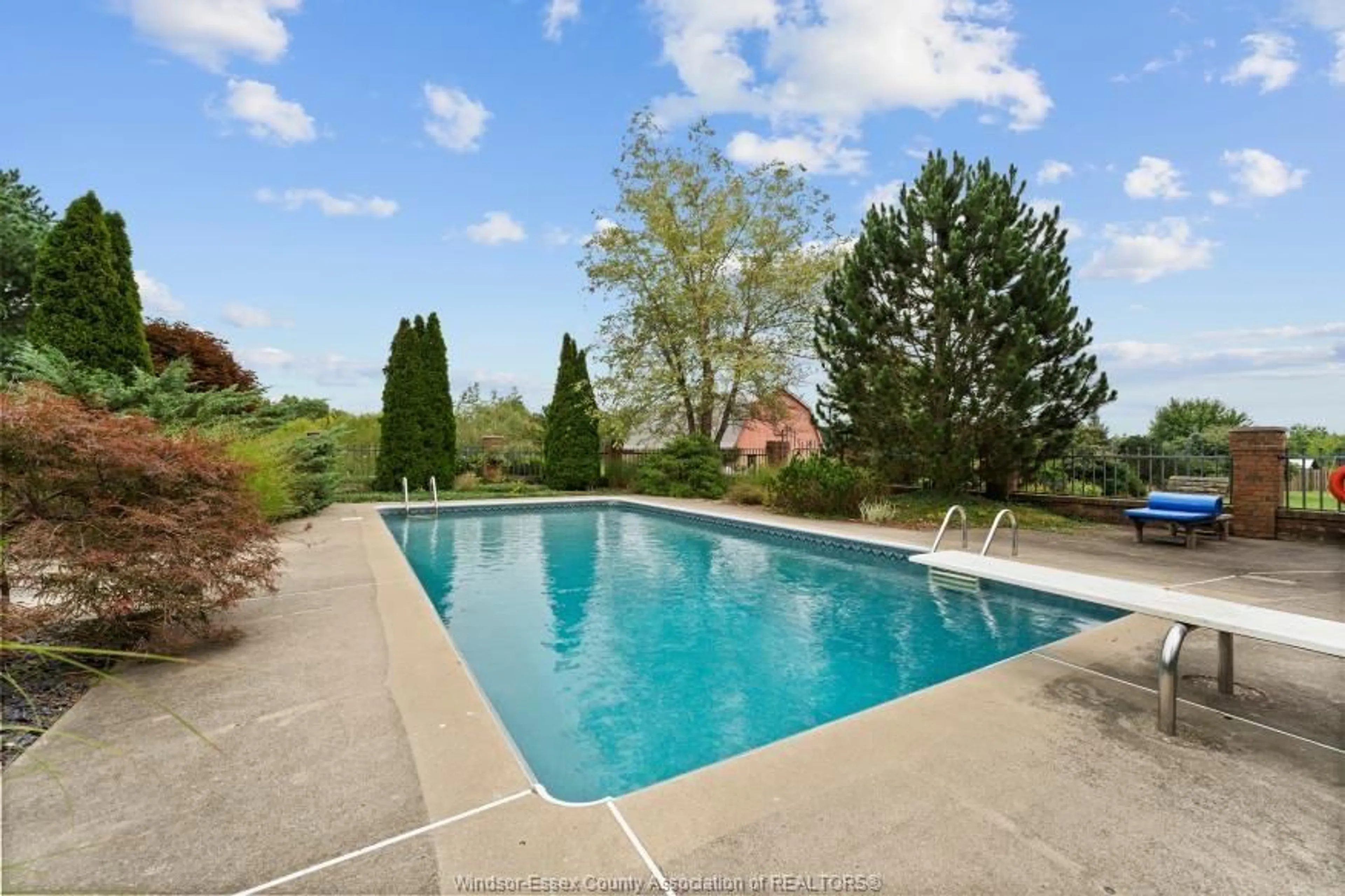 Pool for 4913 CONCESSION RD 4, Harrow Ontario N0R 1G0