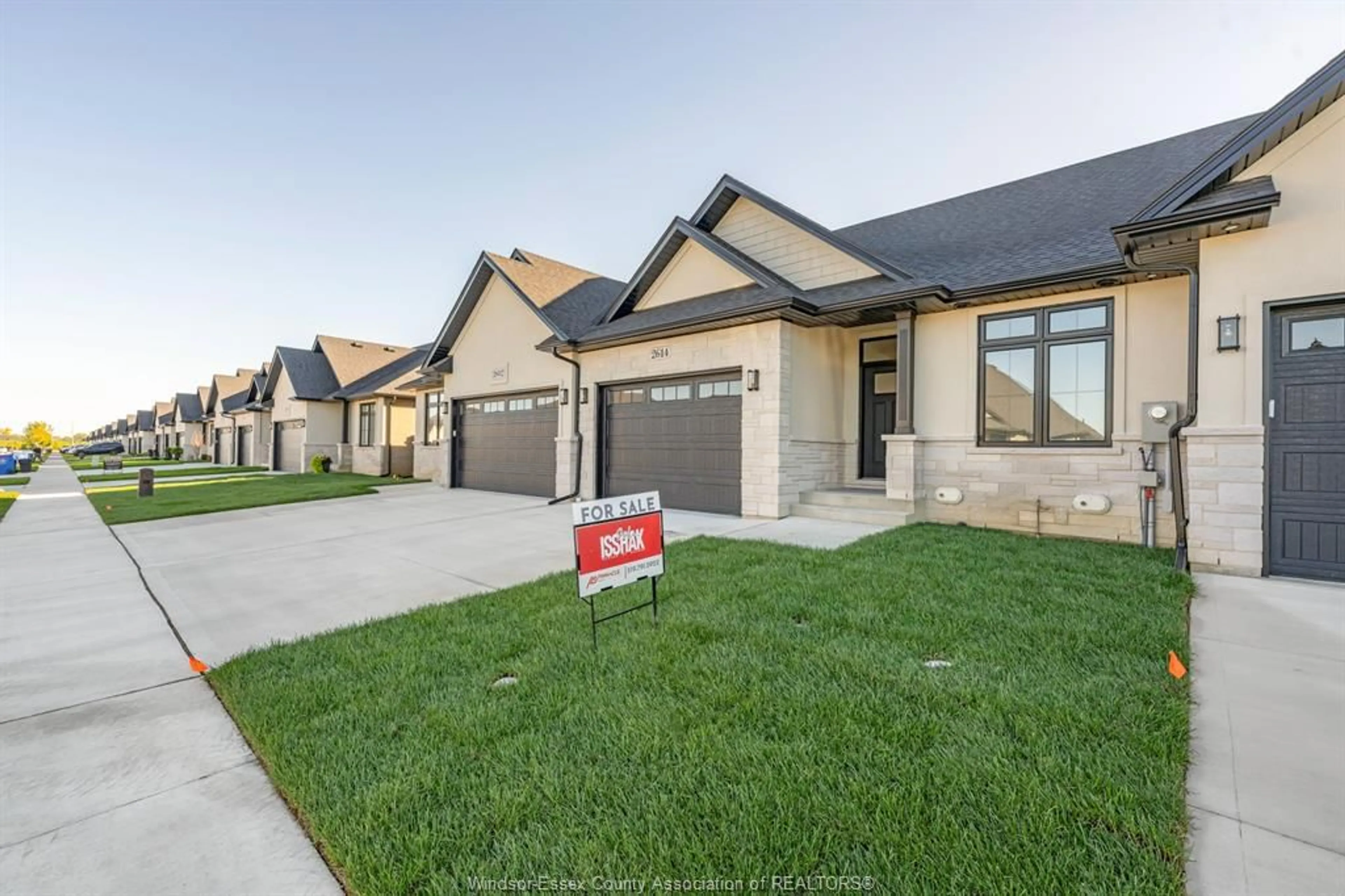 Home with brick exterior material, street for 2614 BARKLEY Ave, Windsor Ontario N8P 0E9