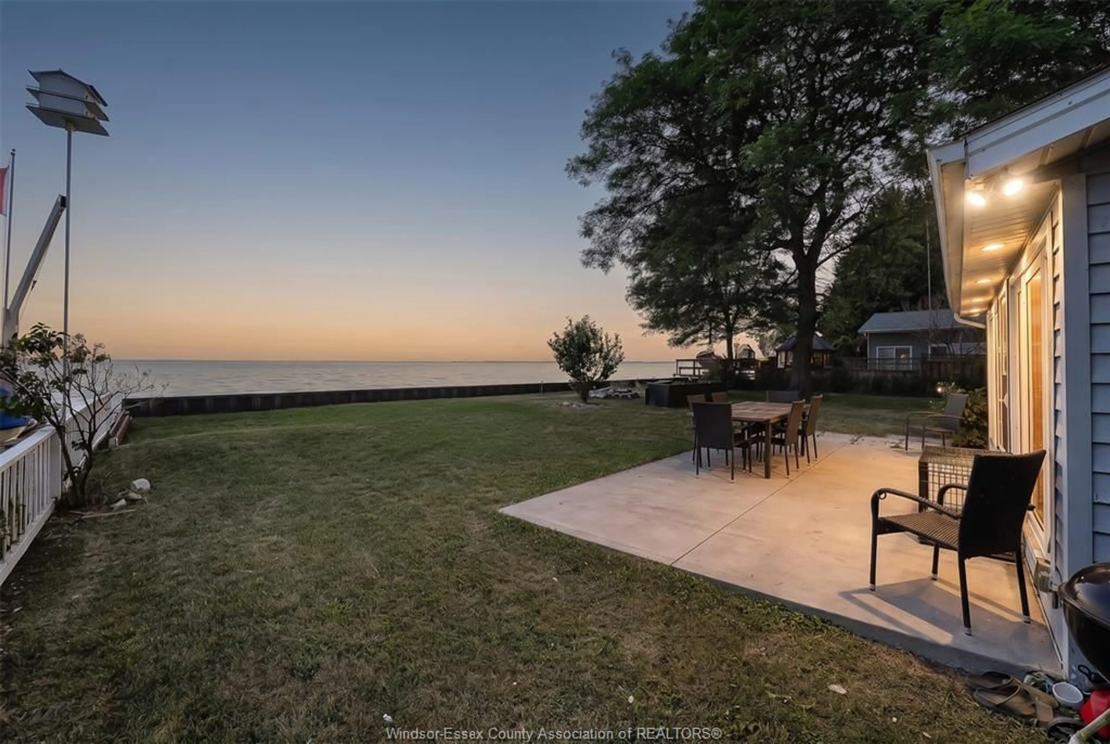 A pic from outside/outdoor area/front of a property/back of a property/a pic from drone, water/lake/river/ocean view for 69 WILLOW BEACH Rd, Amherstburg Ontario N9V 2Y8