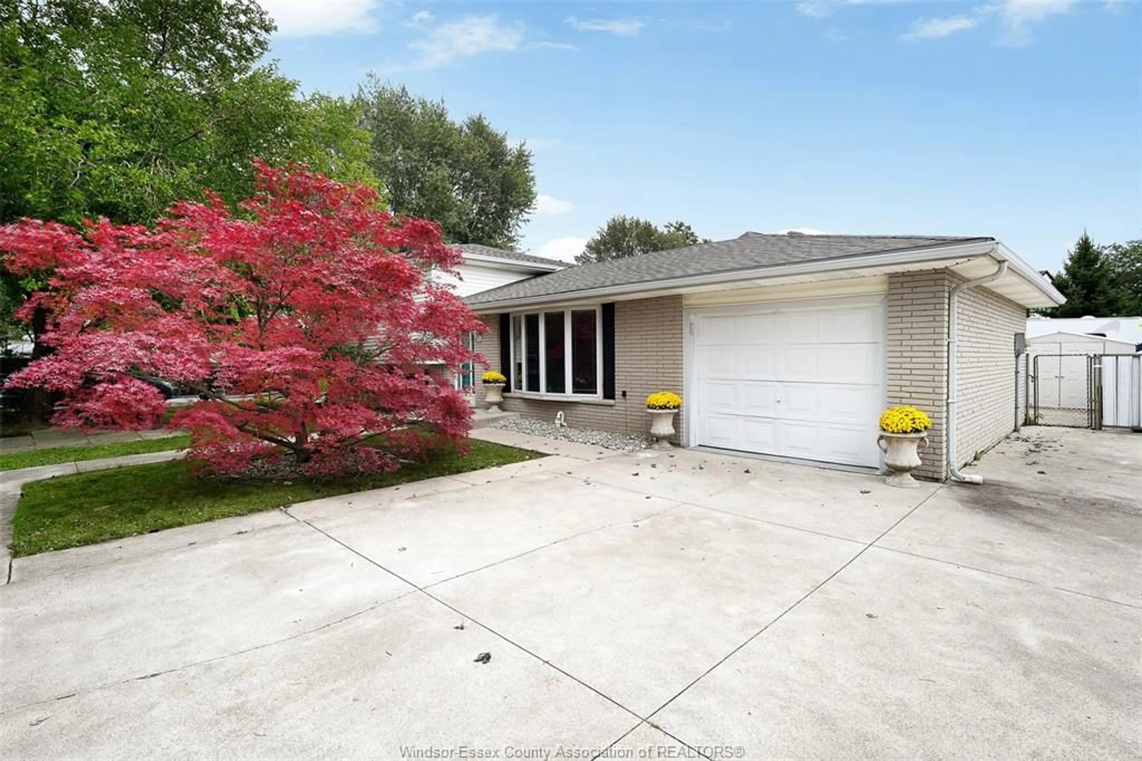Home with vinyl exterior material, street for 268 BROADWAY STREET, Belle River Ontario N8L 0L5