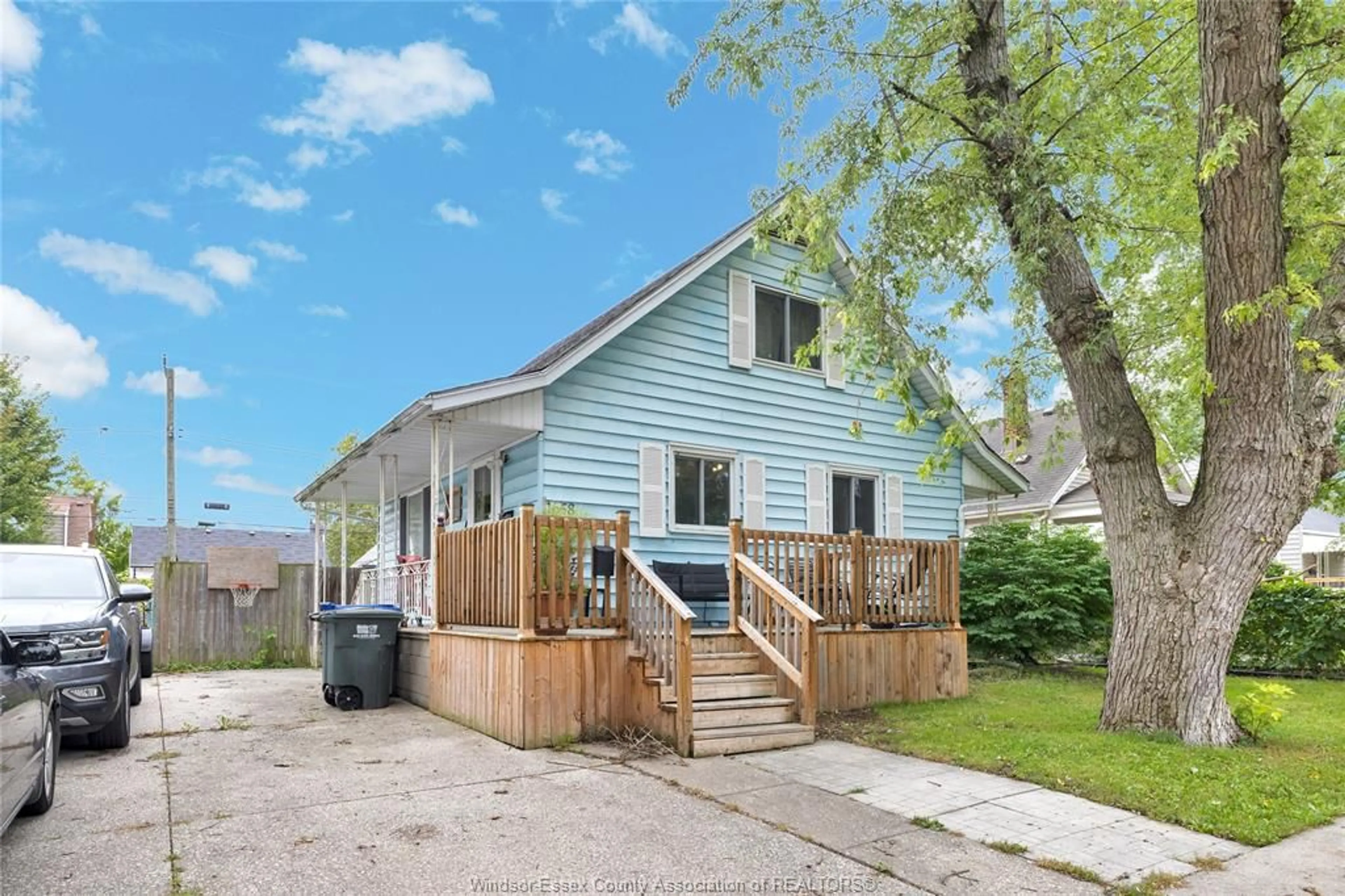 Unknown for 1658 ARTHUR, Windsor Ontario N8Y 3Z3