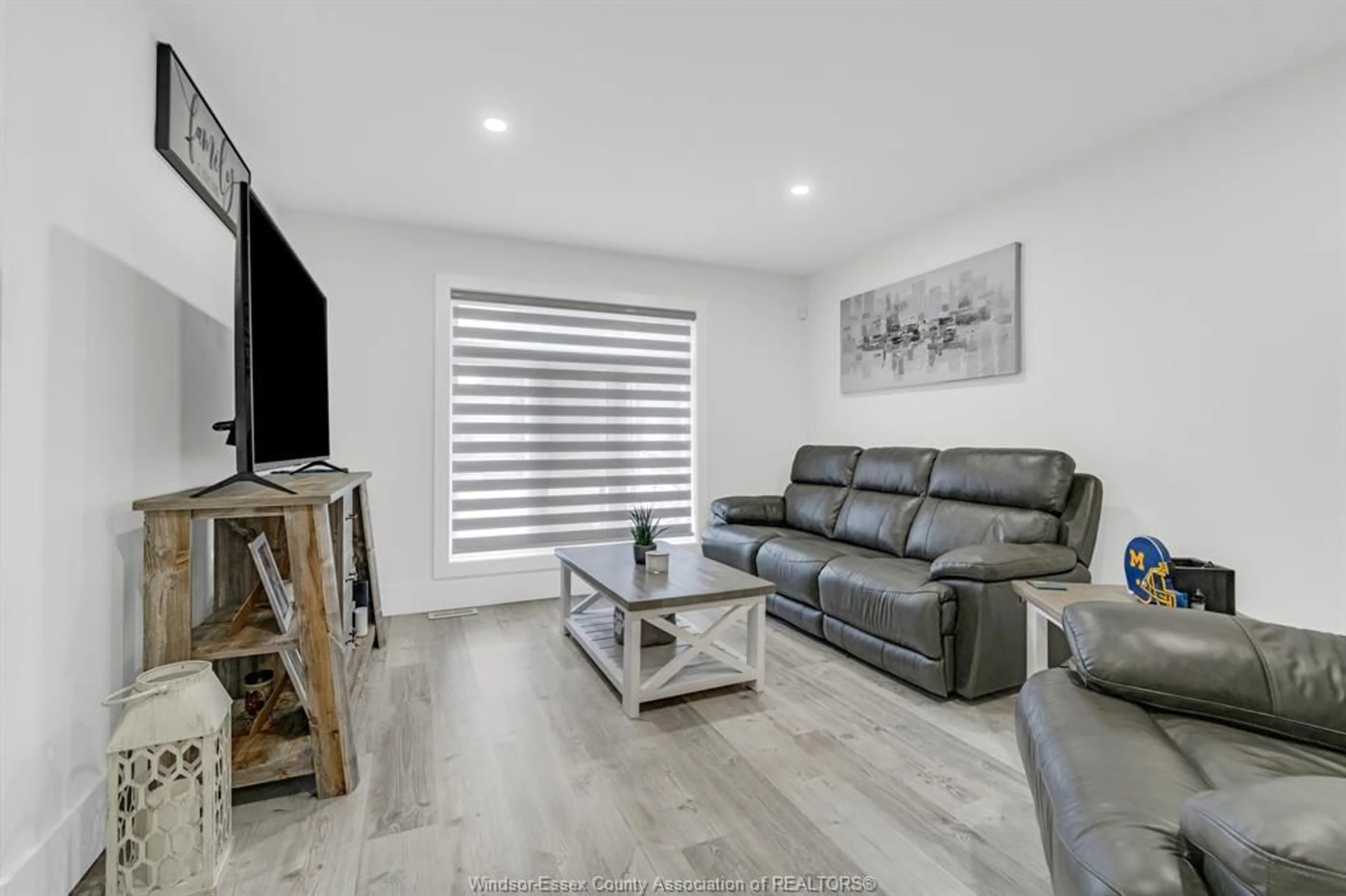 Living room with furniture, unknown for 80 LAIRD, Essex Ontario N8M 1S1