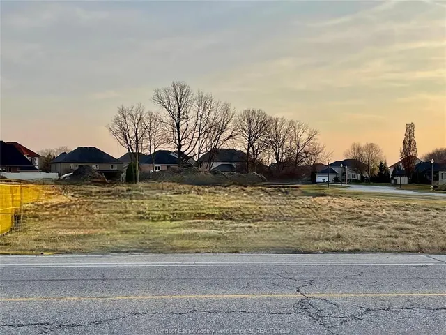 1067 NORTH TALBOT, Windsor 3