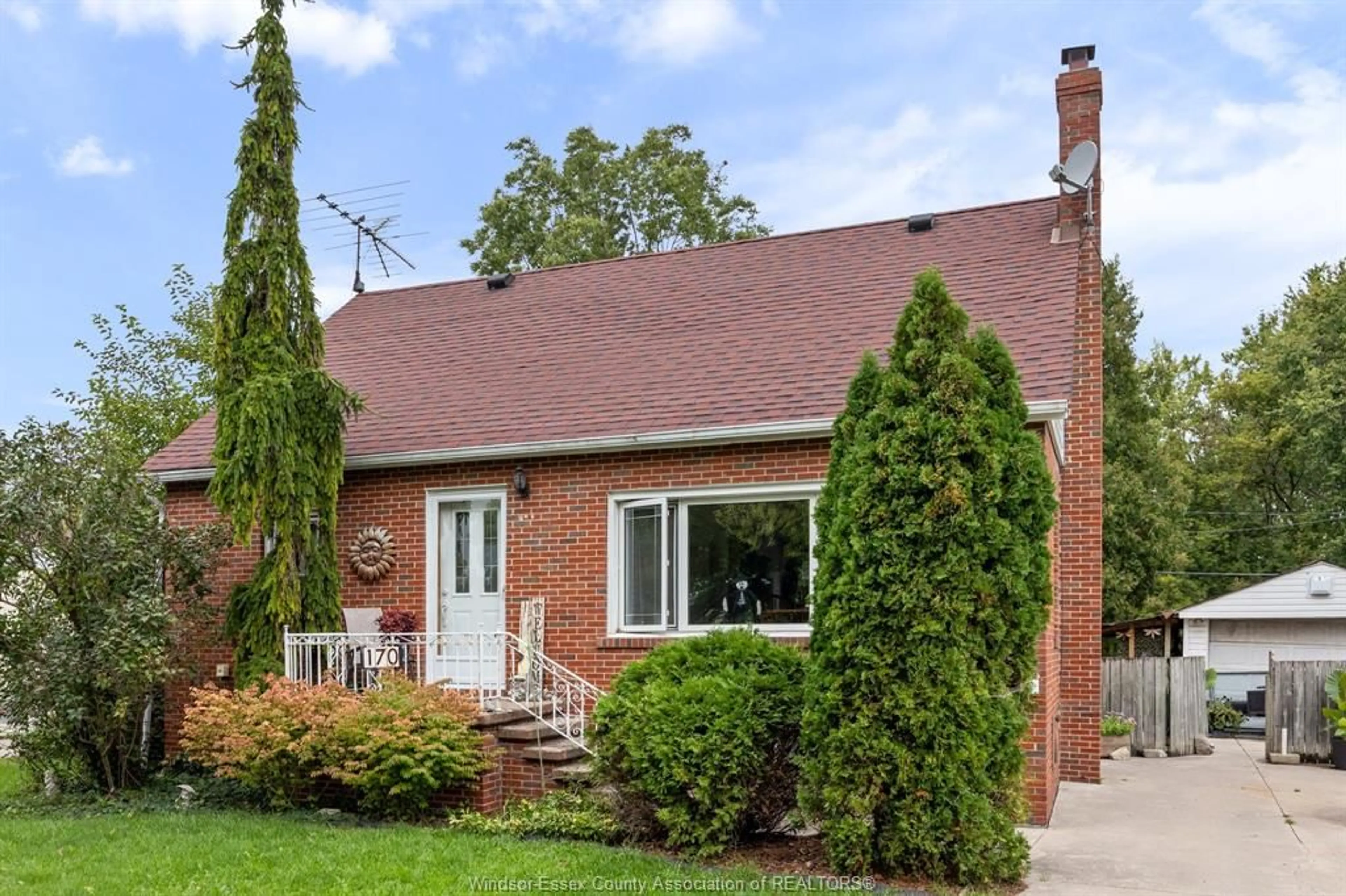 Home with brick exterior material, street for 170 FORT, Amherstburg Ontario N9V 1B8