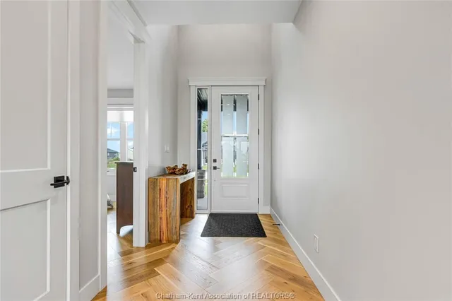 42 ROSEWOOD Cres, Chatham 5