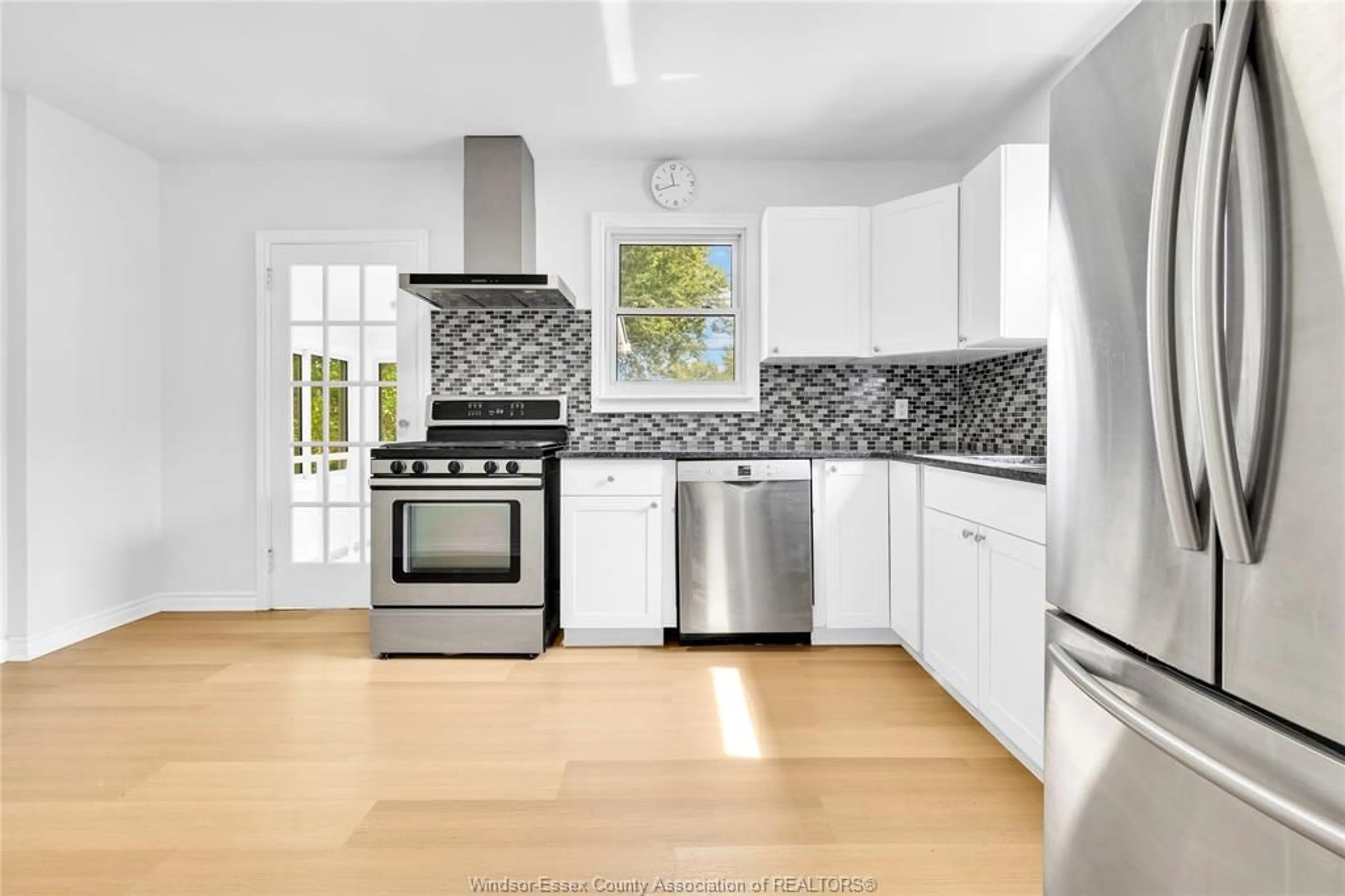 Open concept kitchen, ceramic/tile floor for 2778 PRINCESS, Windsor Ontario N8T 1W4