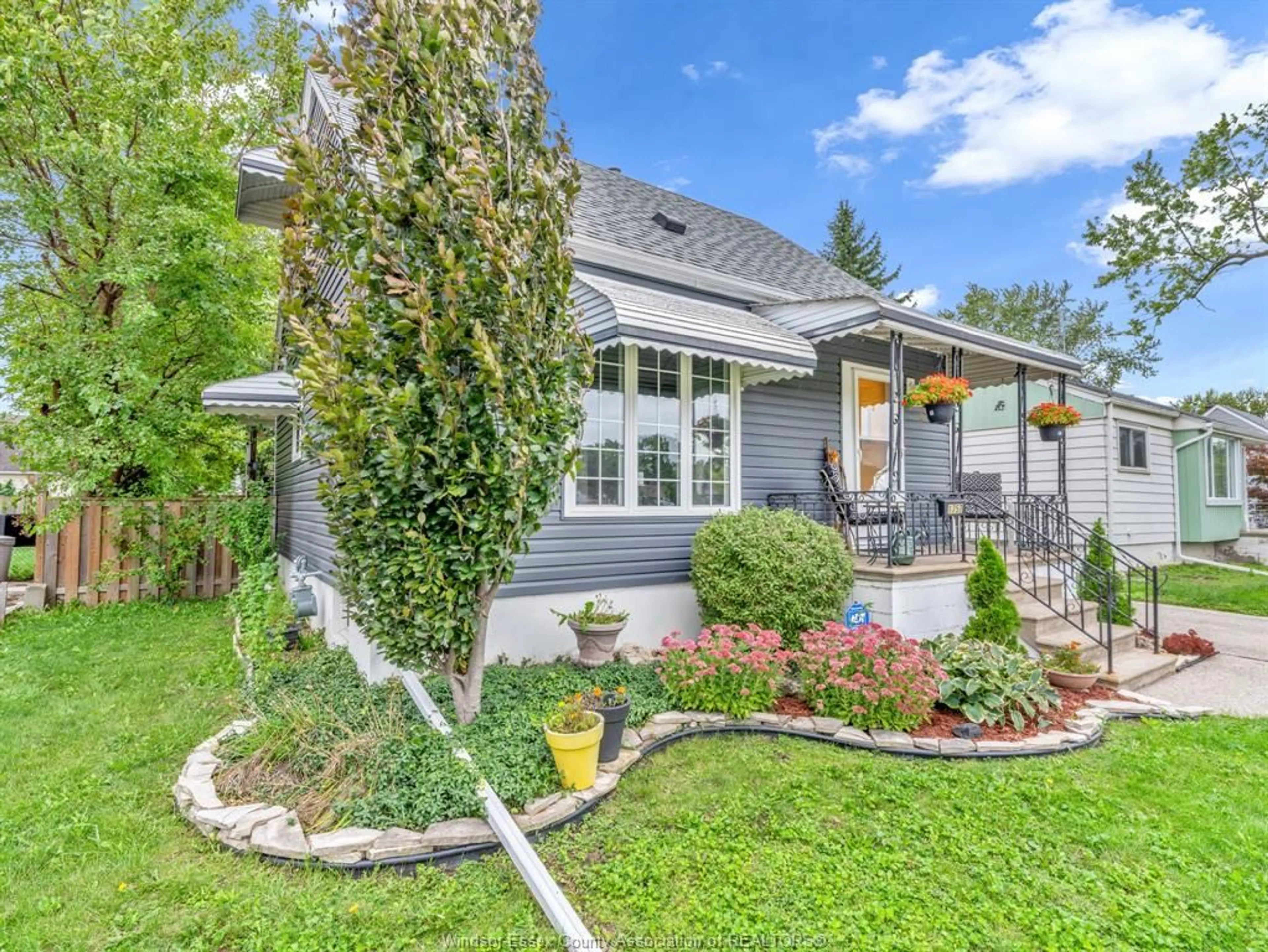 Unknown for 1757 OLIVE Rd, Windsor Ontario N8Y 4M9