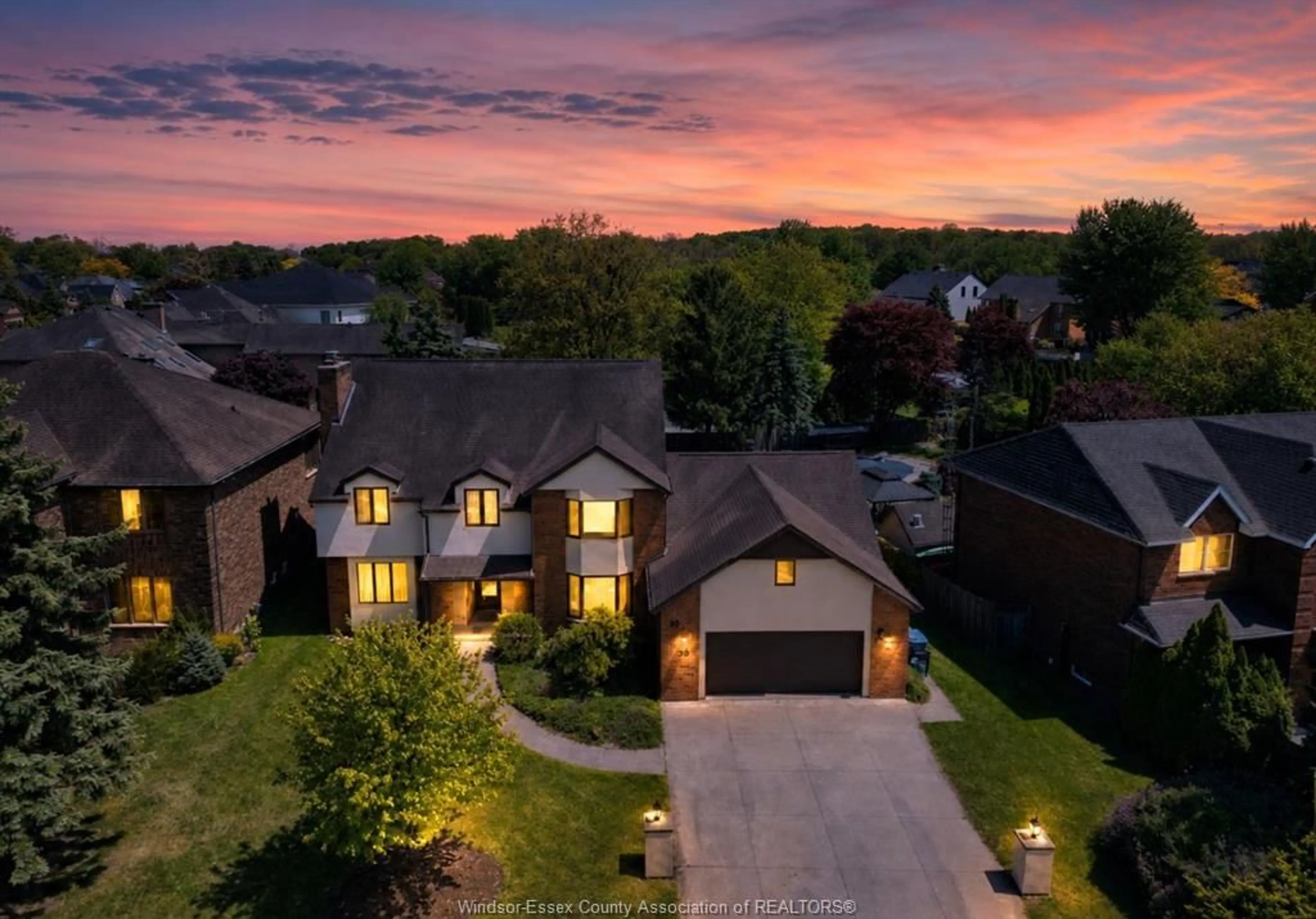 A pic from outside/outdoor area/front of a property/back of a property/a pic from drone, street for 28 CLEOPHAS Dr, Lakeshore Ontario N8N 4J9