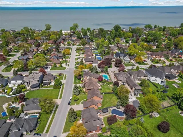 28 CLEOPHAS Dr, Lakeshore 5