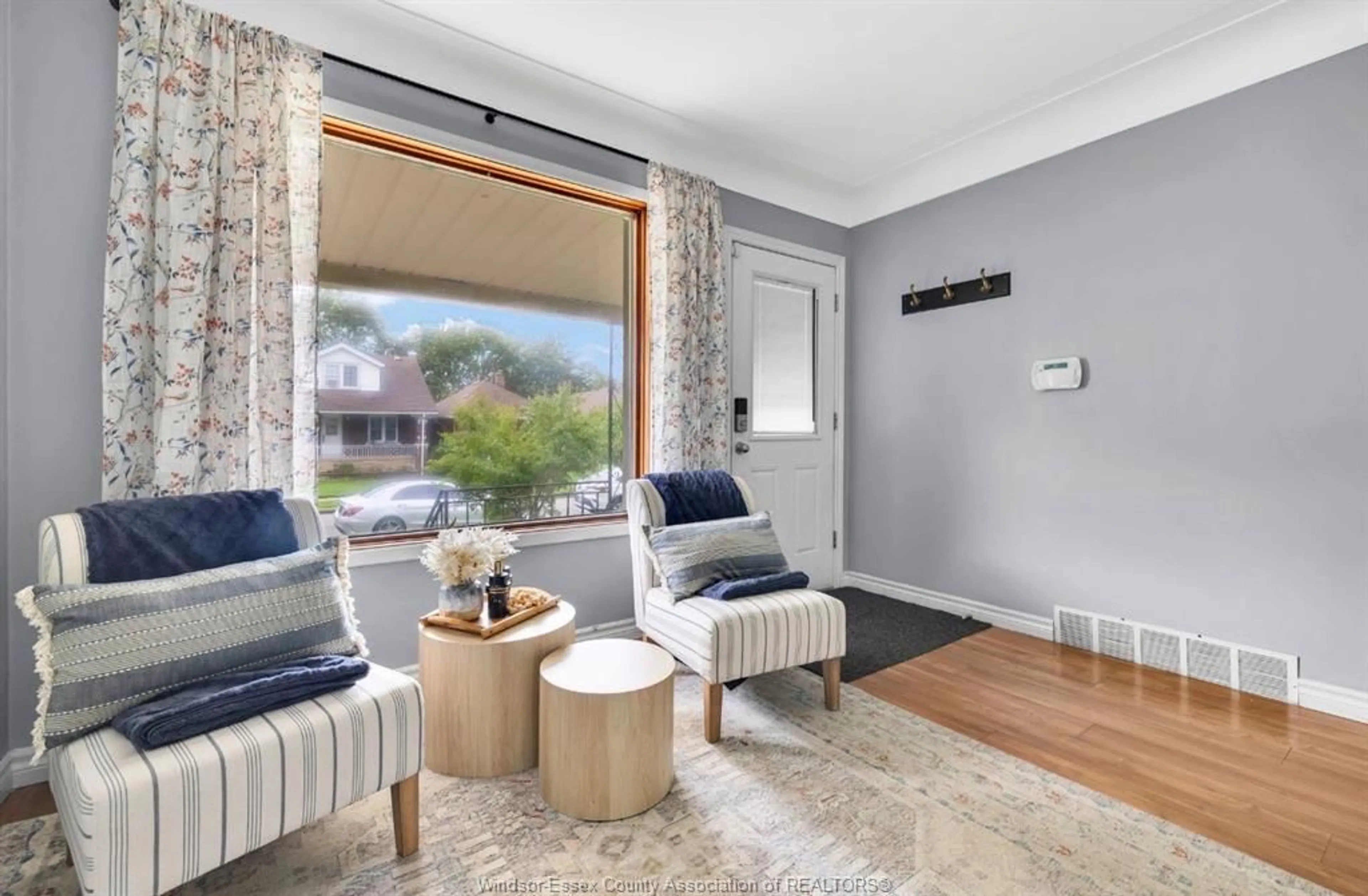 Living room with furniture, unknown for 1794 GLADSTONE, Windsor Ontario N8W 2N3