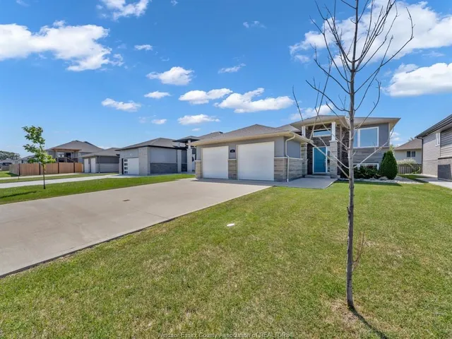 324 SWEETMAN Ave, Essex 5