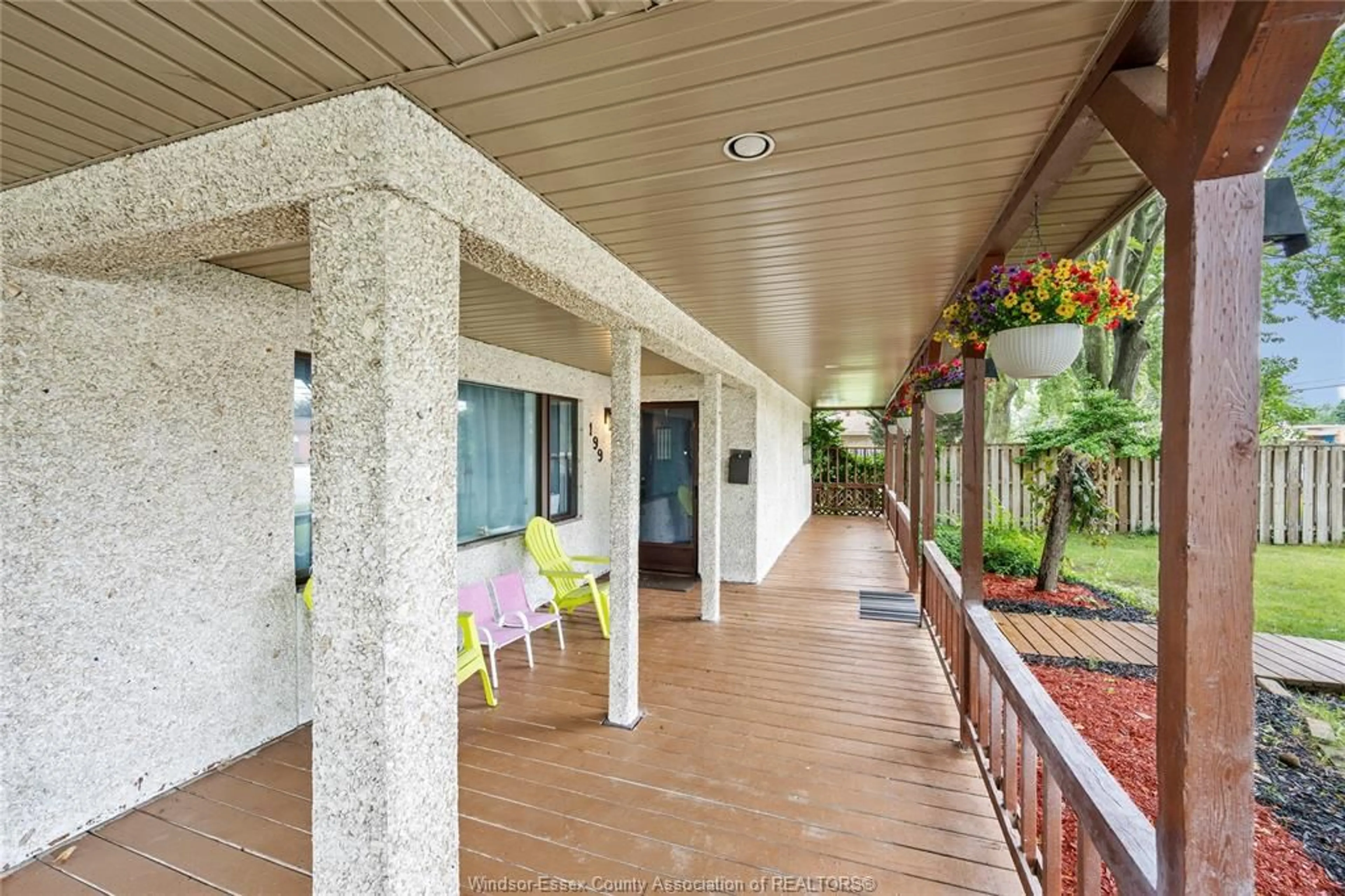 Patio, unknown for 199 SACRED HEART Dr, LaSalle Ontario N9J 1S6