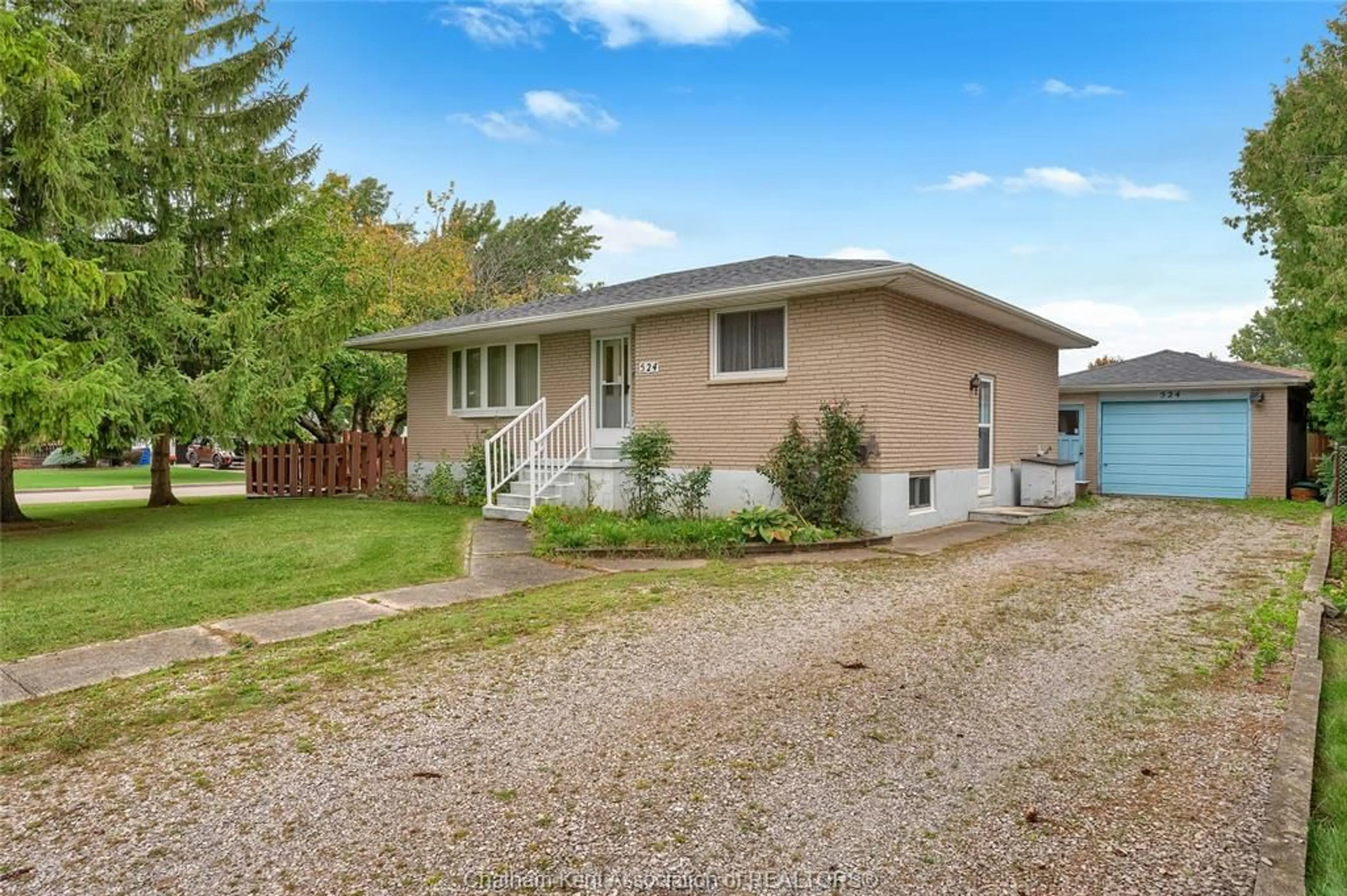 Unknown for 524 Dora Dr, Wallaceburg Ontario N8A 2K3