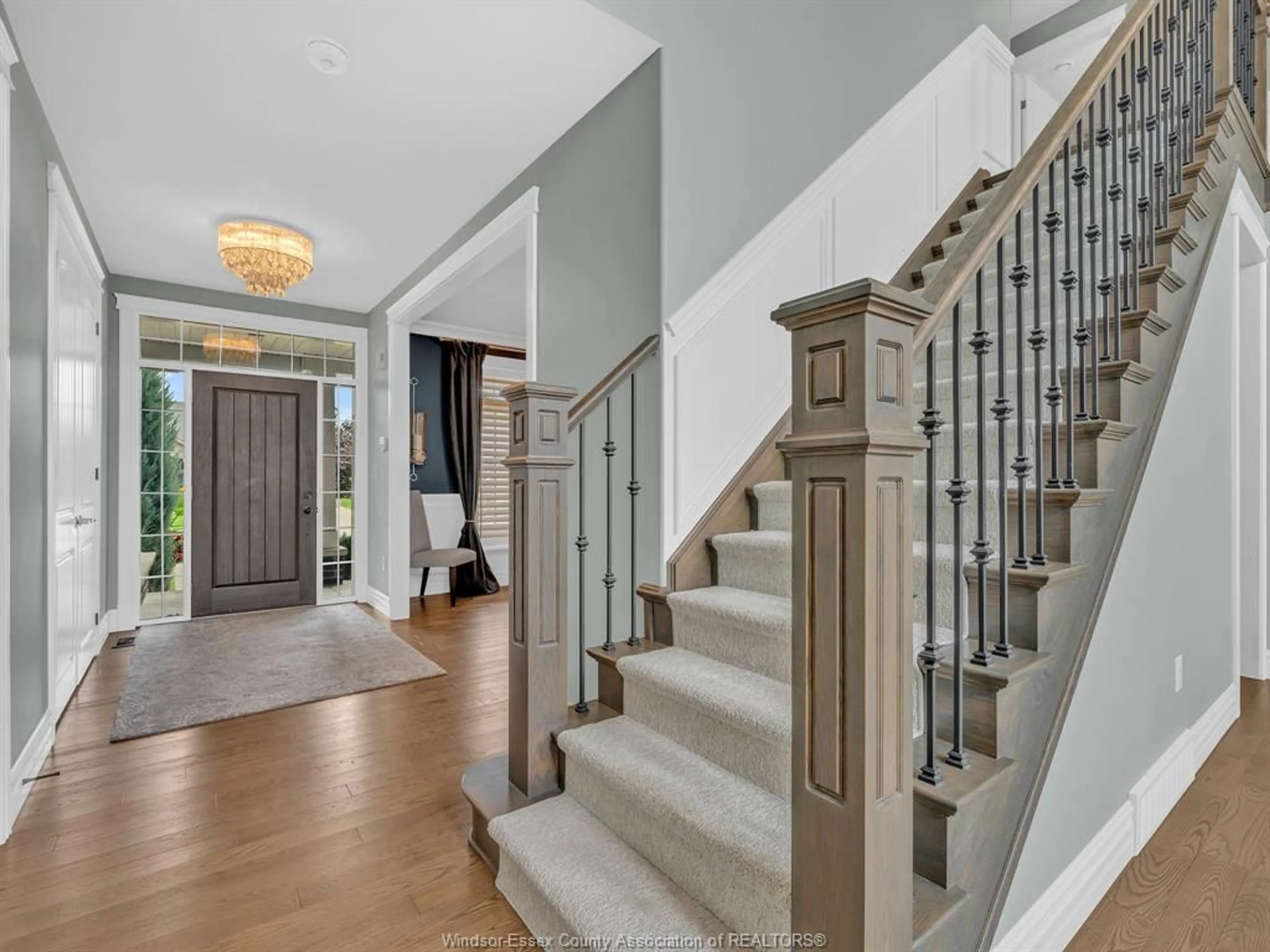 Indoor entryway for 4086 ST. FRANCIS Cres, LaSalle Ontario N9H 0B1