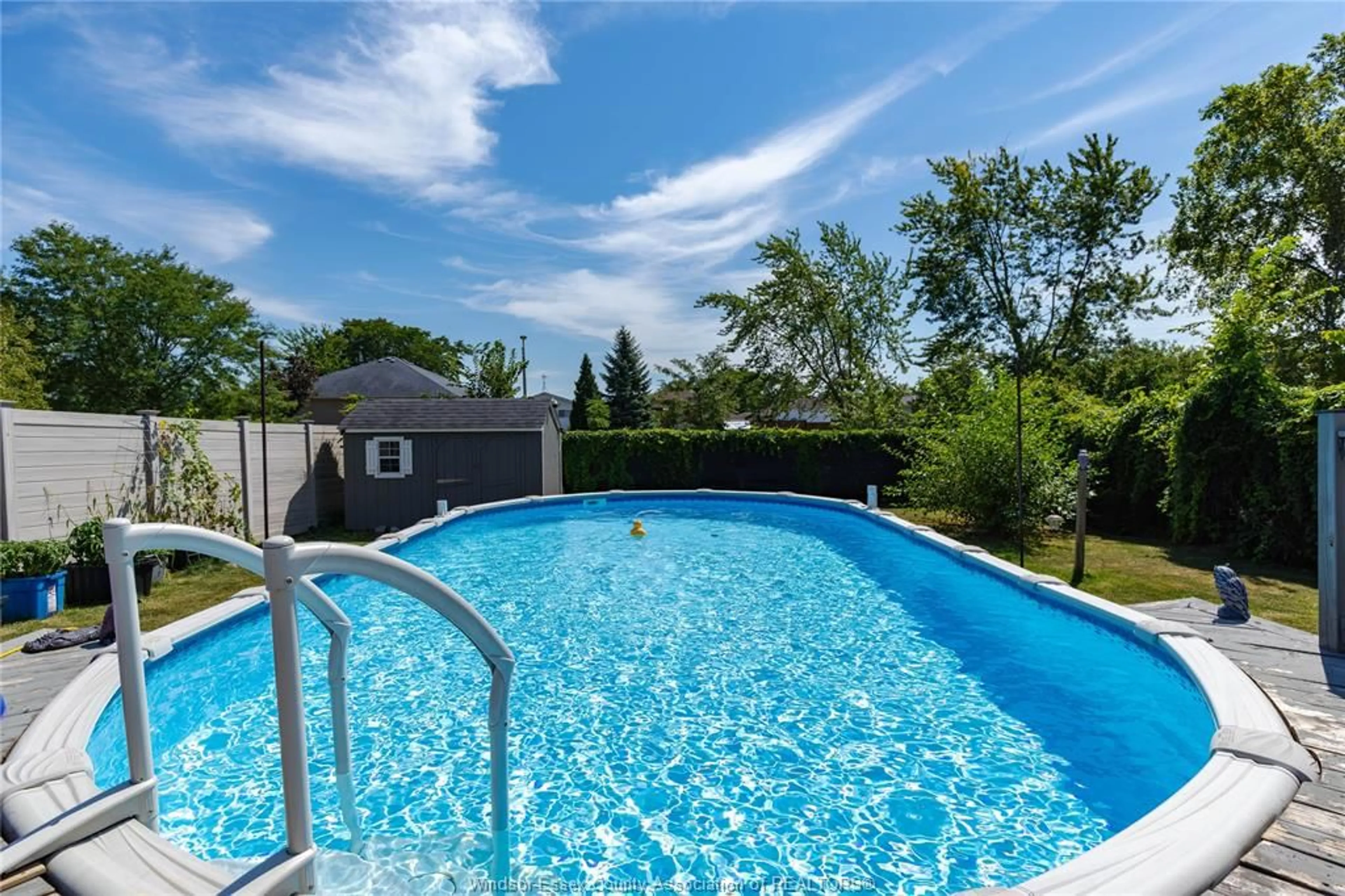 Pool for 1479 SOUTHDALE, Windsor Ontario N8W 5N3