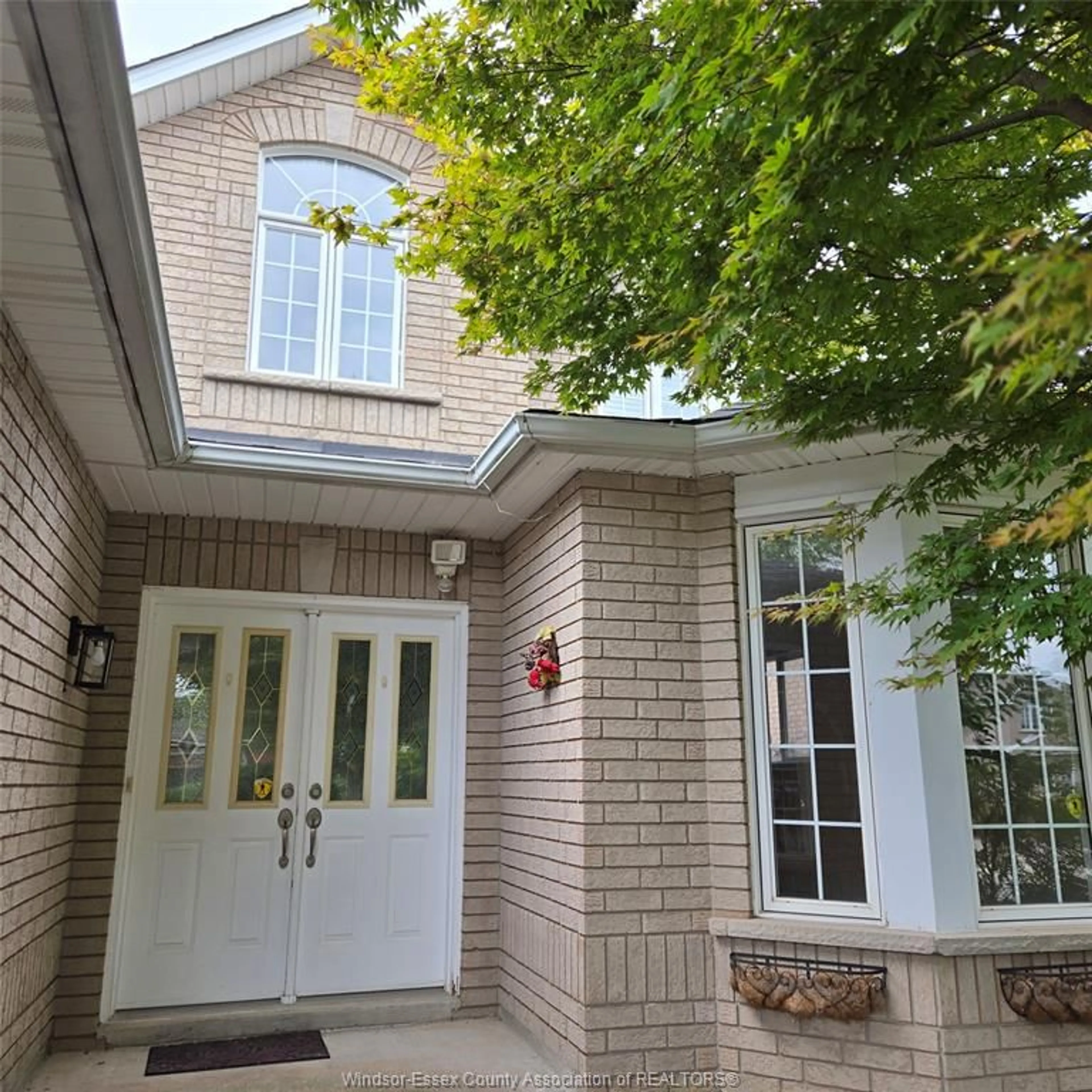 Unknown for 2271 RANDOLPH Ave, Windsor Ontario N9B 3V8