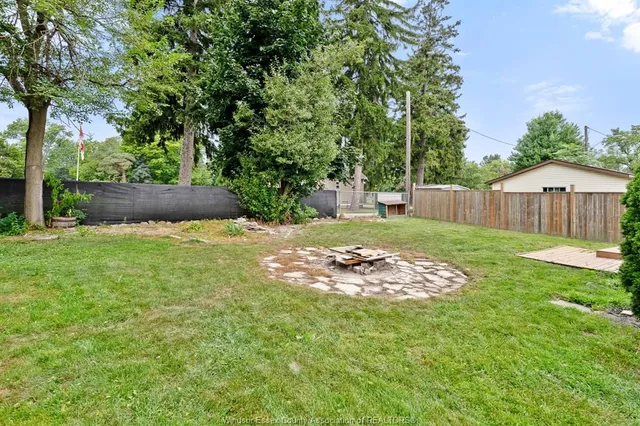 58 McDONALD St, Kingsville 3