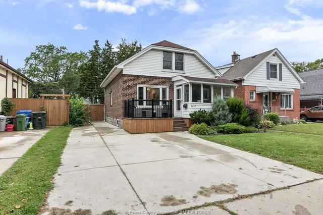 2457 TURNER, Windsor 2