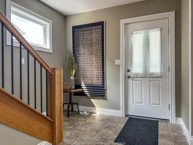 1720 MARENTETTE, Windsor 3