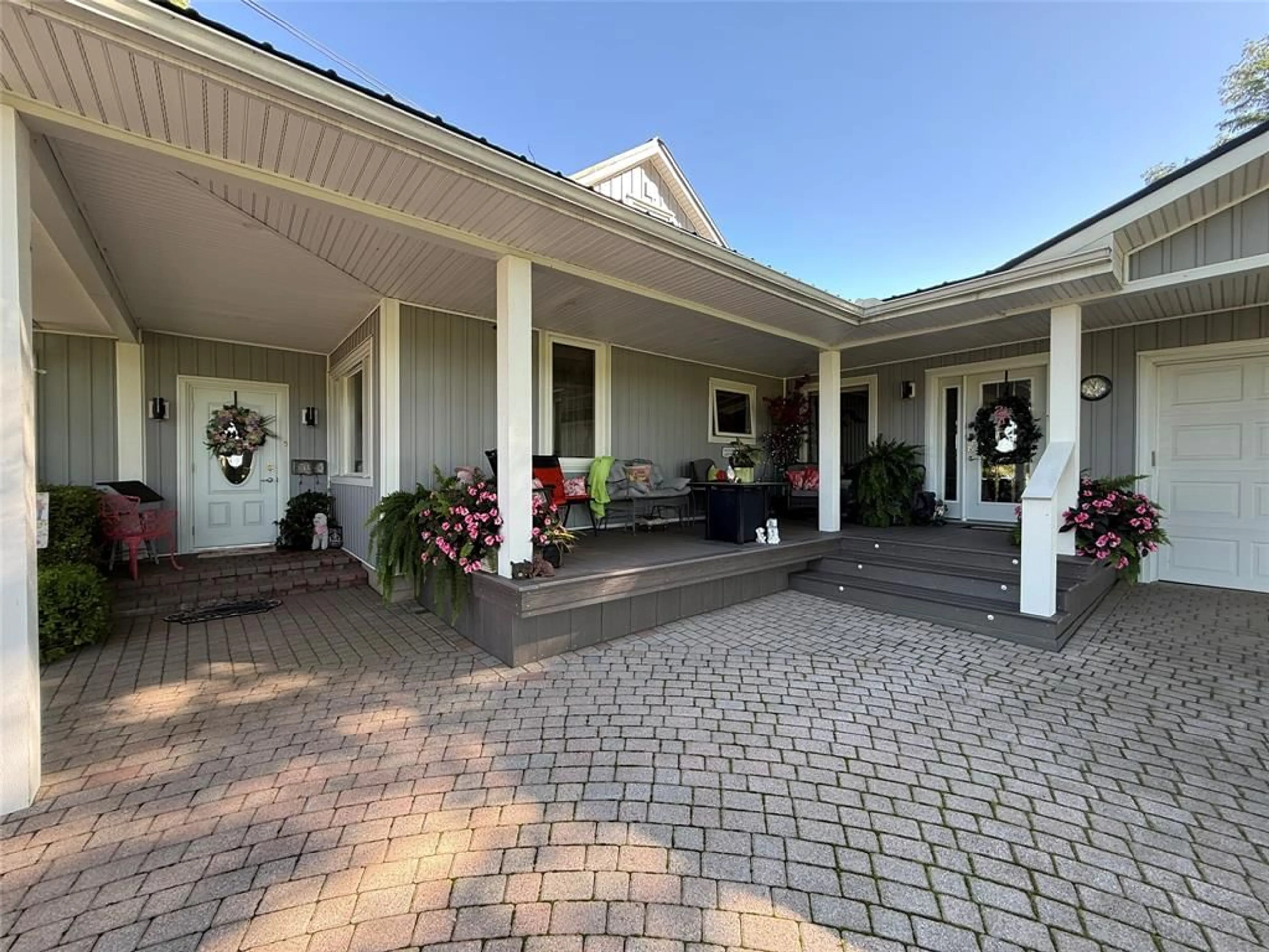 Unknown for 7304 RICHMOND St, Lambton Shores Ontario N0M 1B0