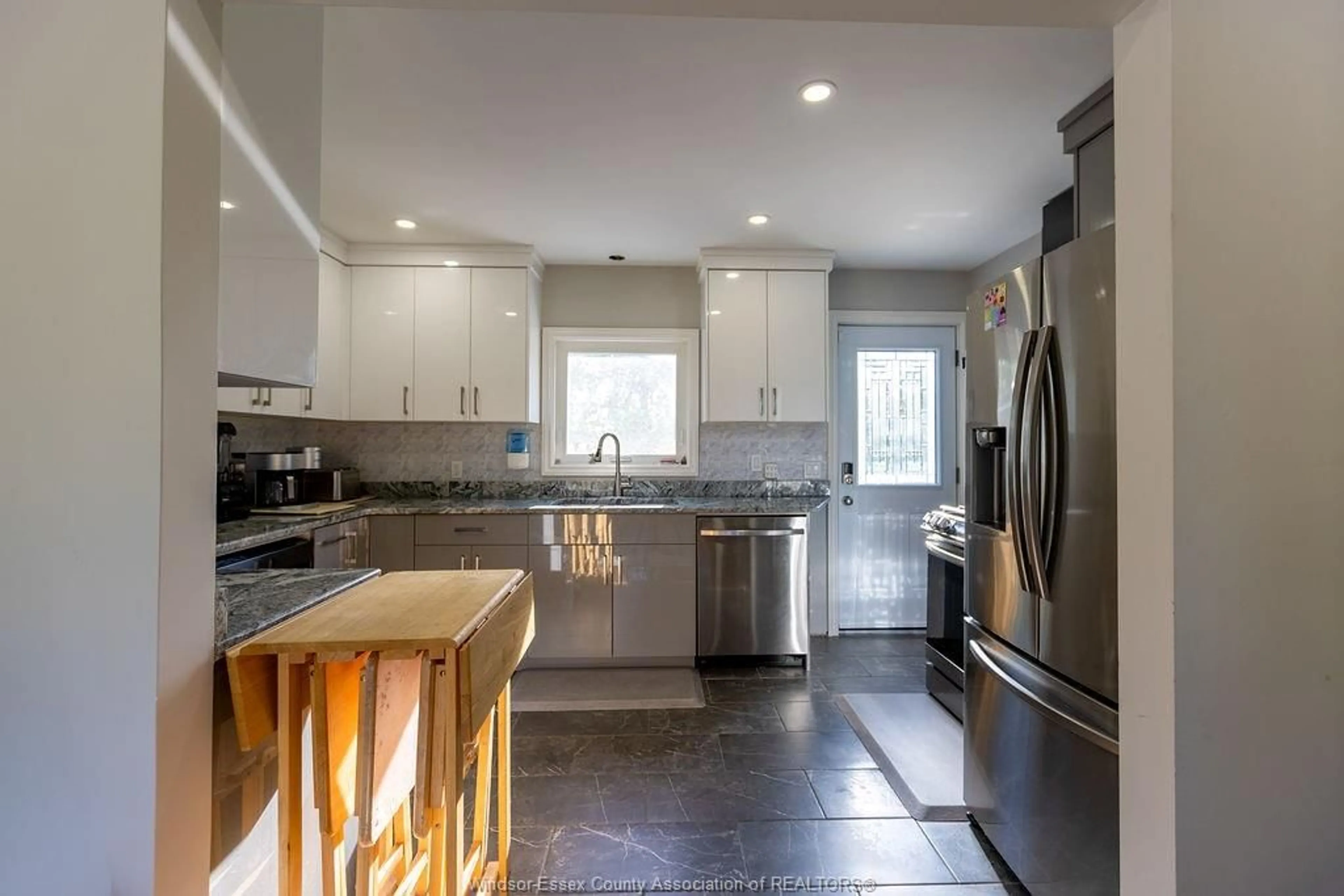 Open concept kitchen, ceramic/tile floor for 2040 FRONT Rd, Amherstburg Ontario N9V 3R3