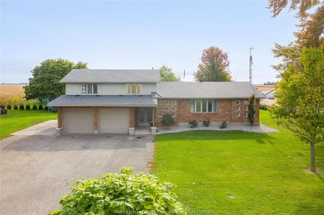 7744 SAINT-PHILIPPE Line, Grande Pointe 2