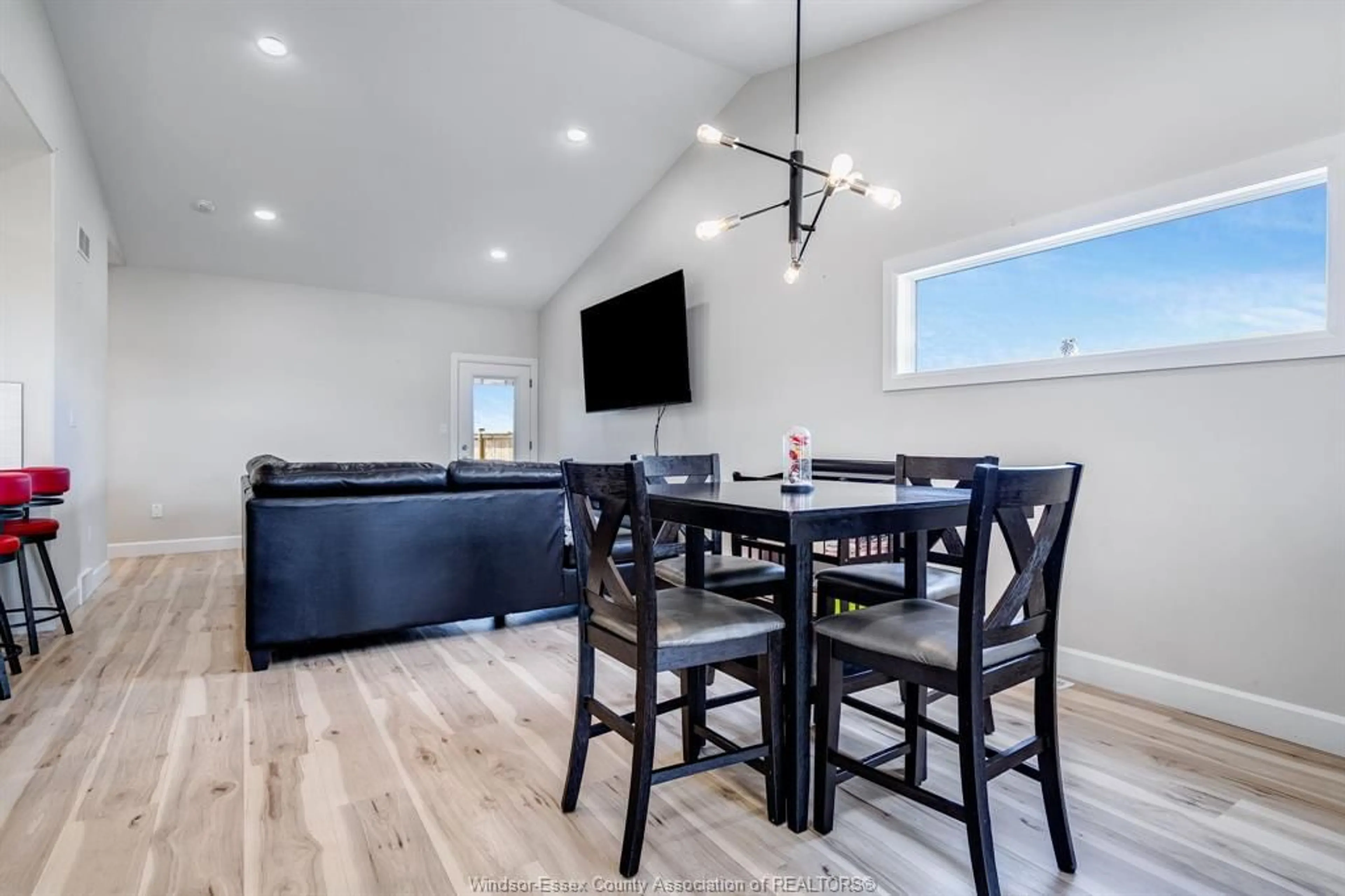 Unknown for 304 Horizon Lane, Chatham Ontario N7L 0G6