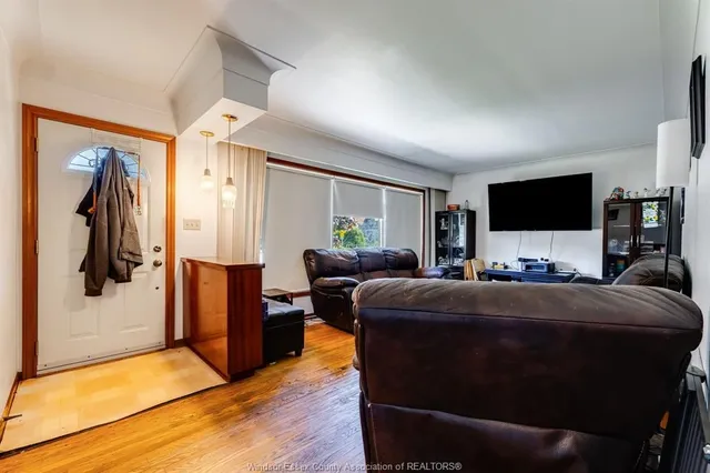 85 Lutsch Ave, Leamington 5