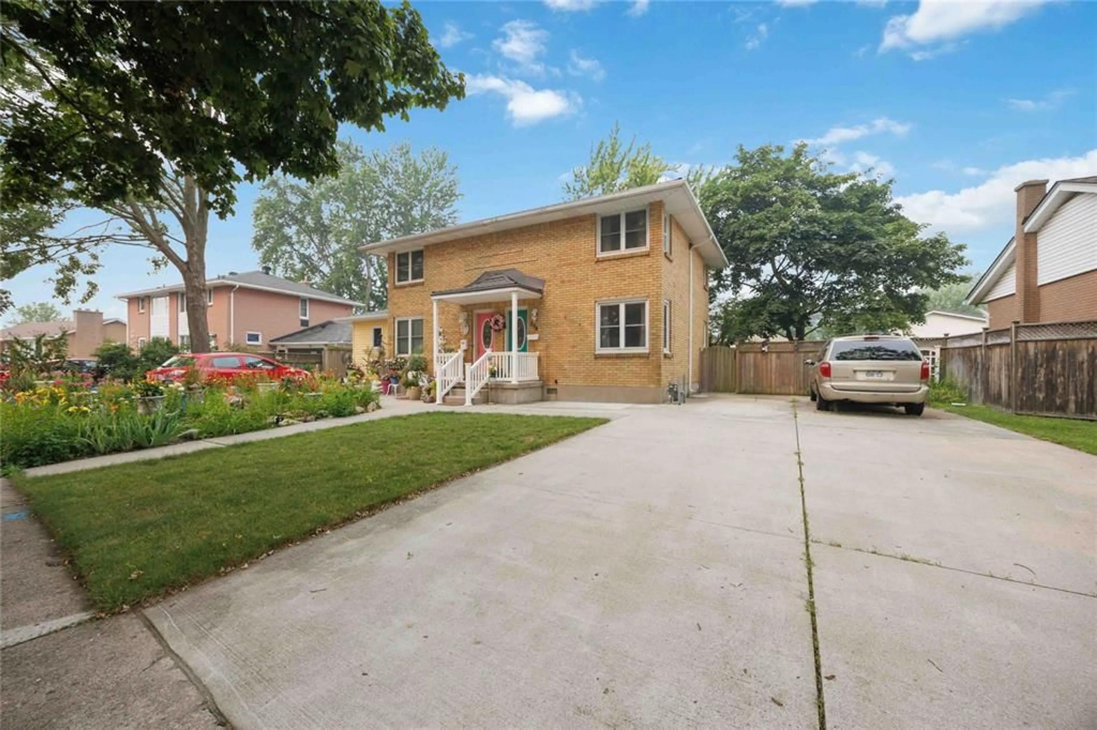 Home with brick exterior material, street for 298 ELSFIELD Cres, Sarnia Ontario N7S 1C3